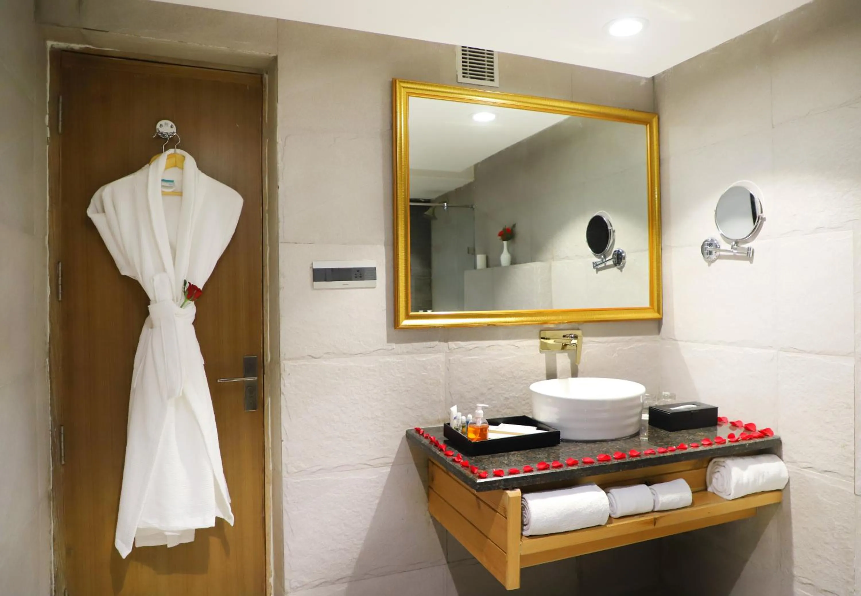 Deventure Shimla Hills