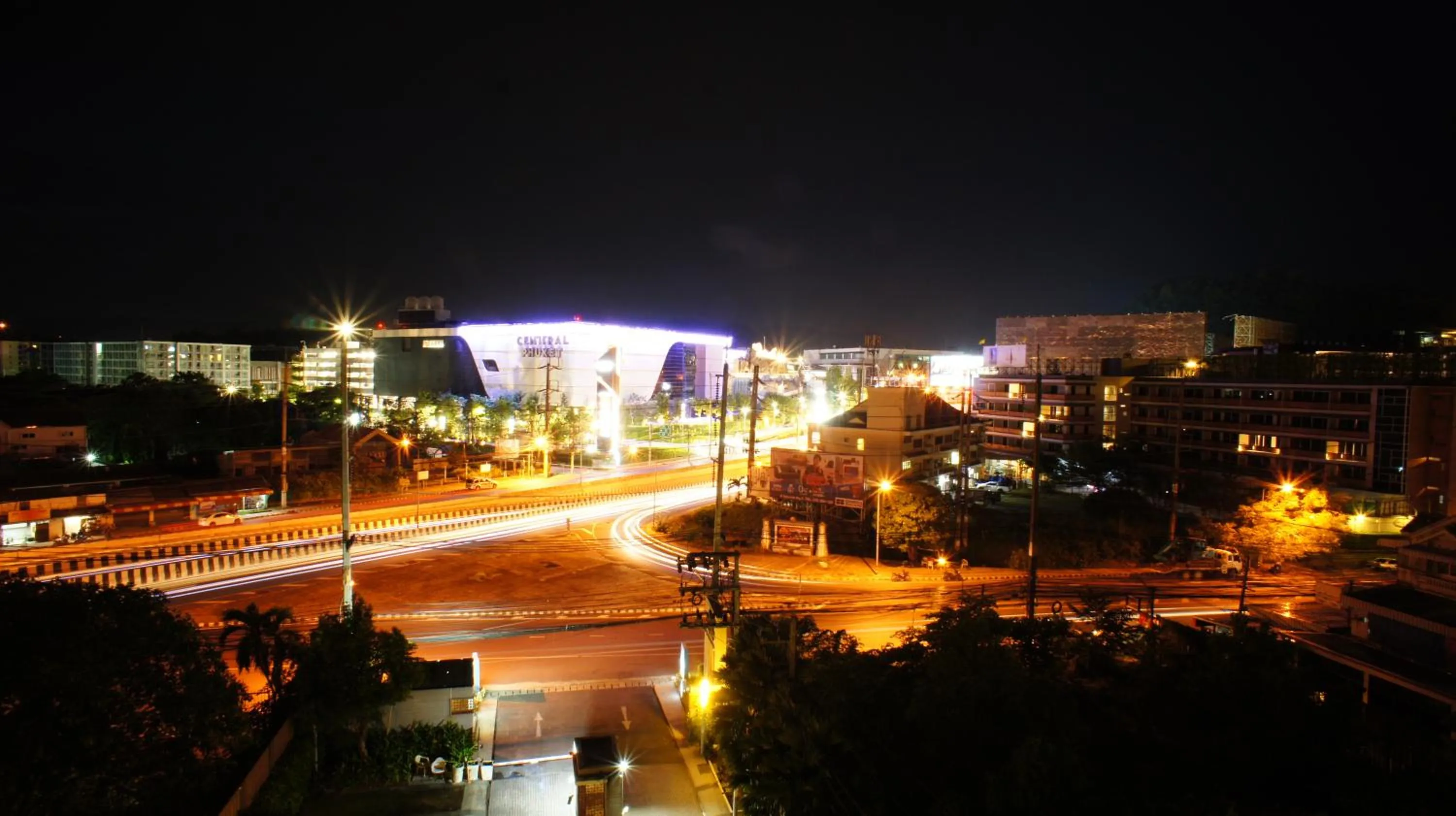 Off site in Centrio by Suttirak