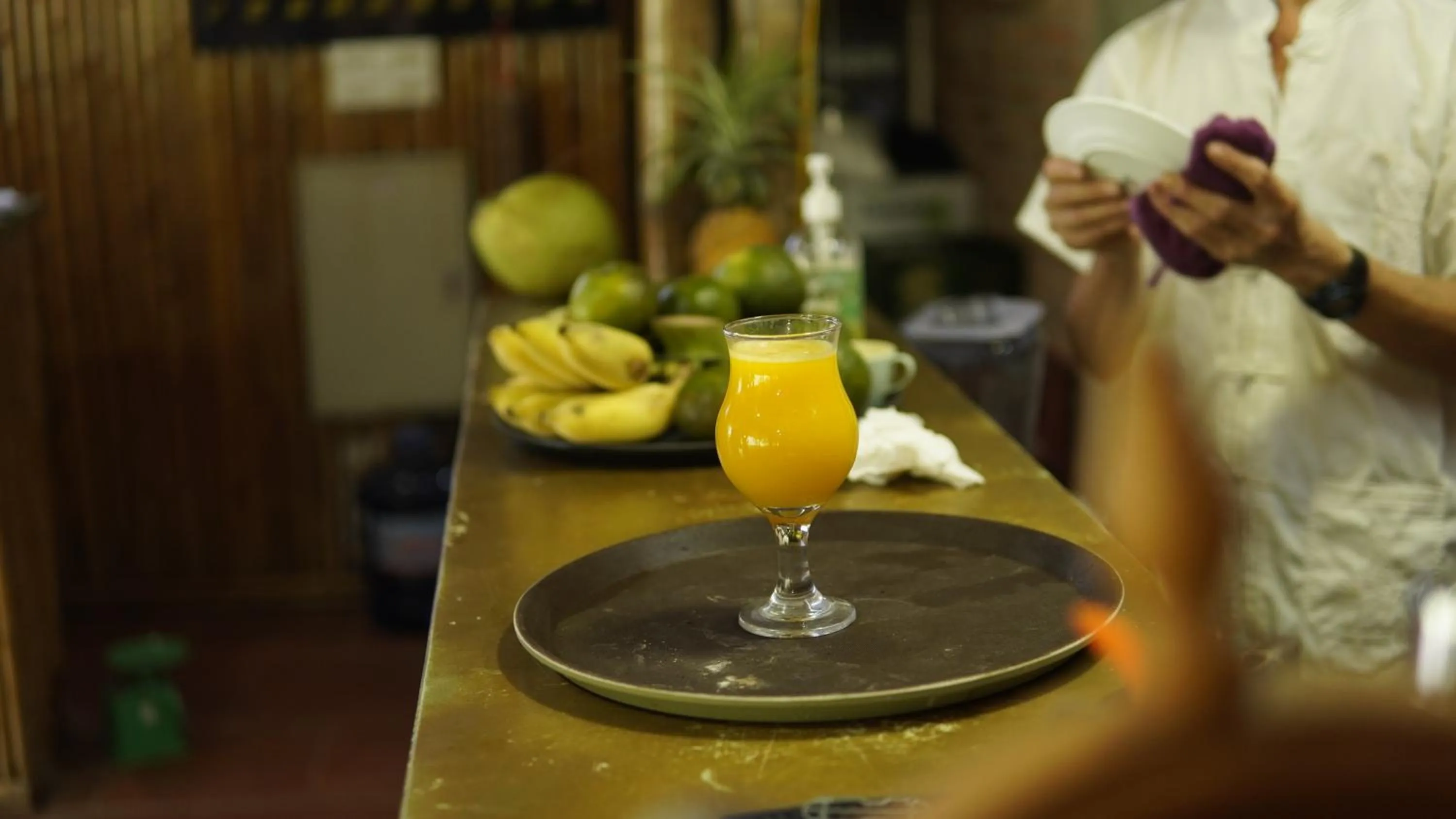 Lounge or bar in Quoc Khanh Bamboo Homestay