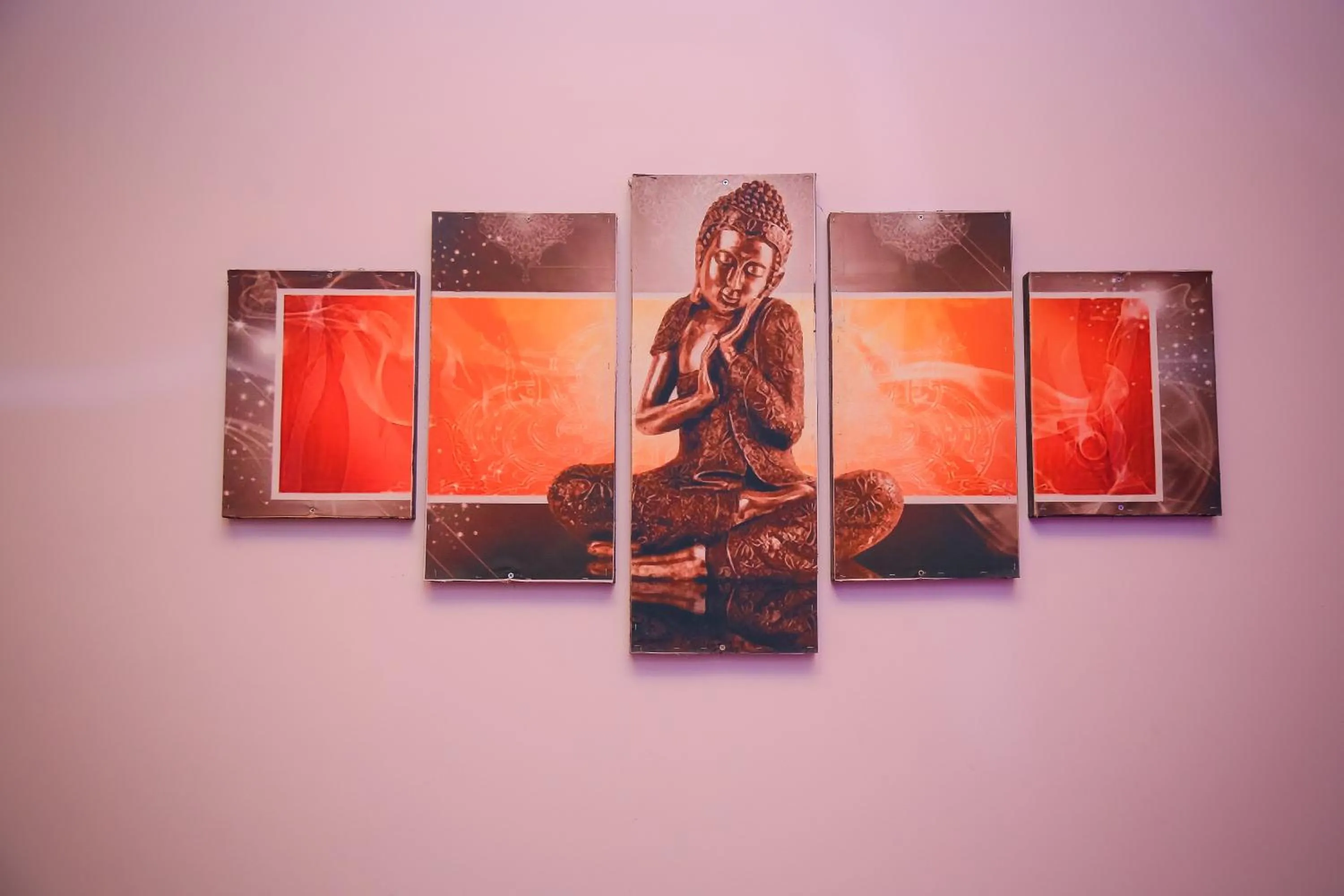 Decorative detail in Cozy Sea view Inn