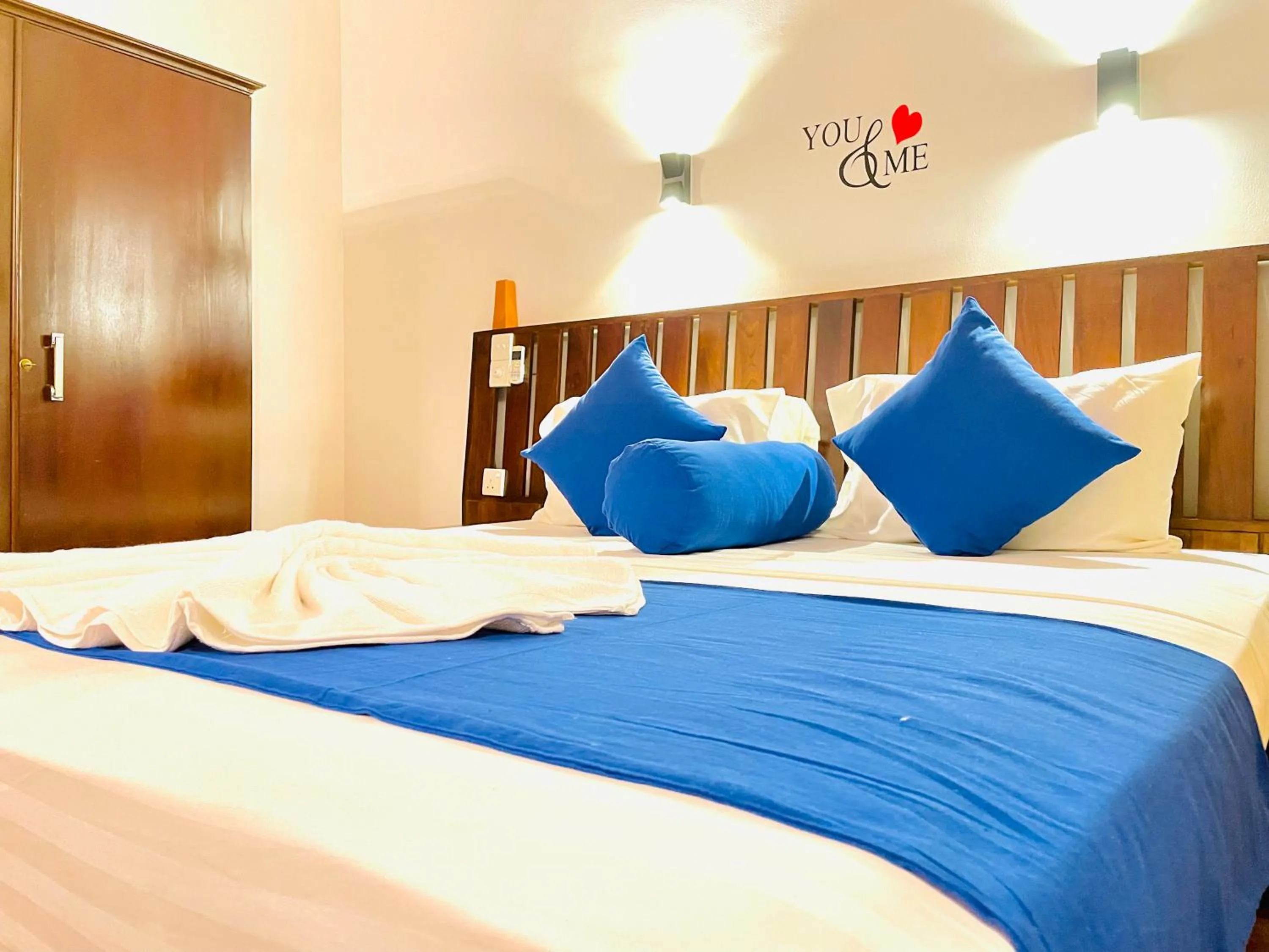 Bed in Cozy Sea view Inn