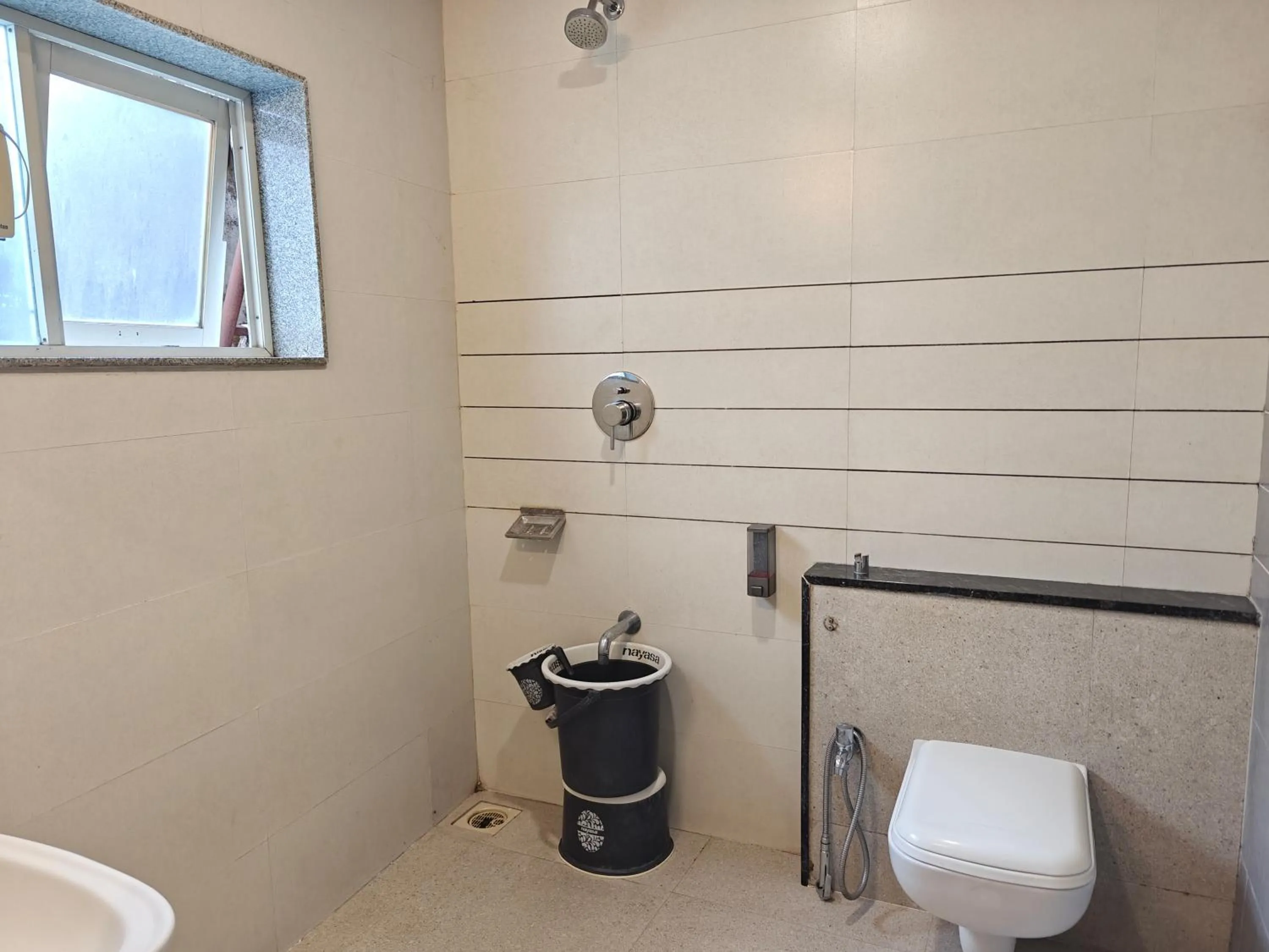 Toilet in Central Inn, Kolhapur