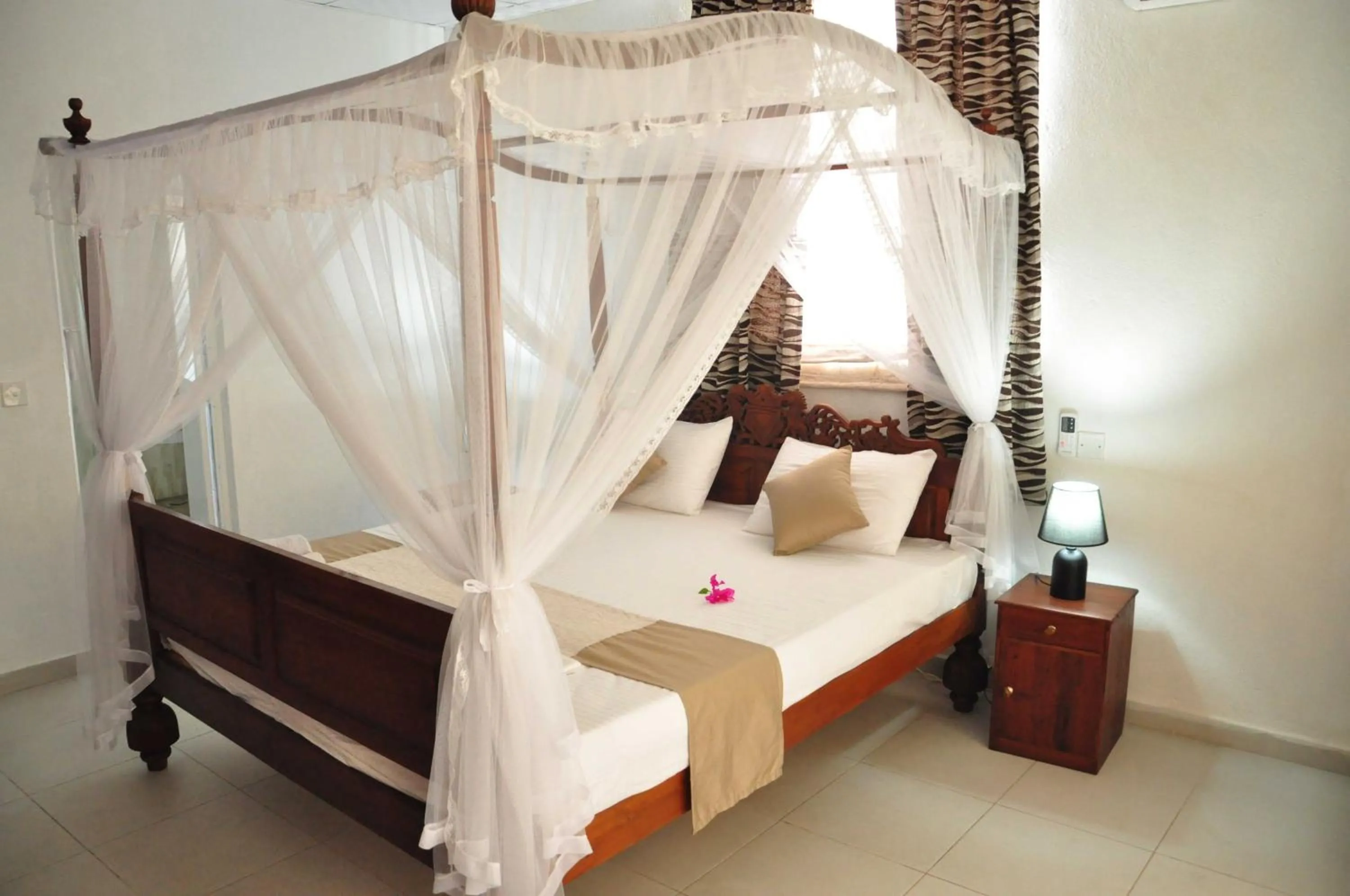 Bedroom, Bed in El Corazon De Hikkaduwa