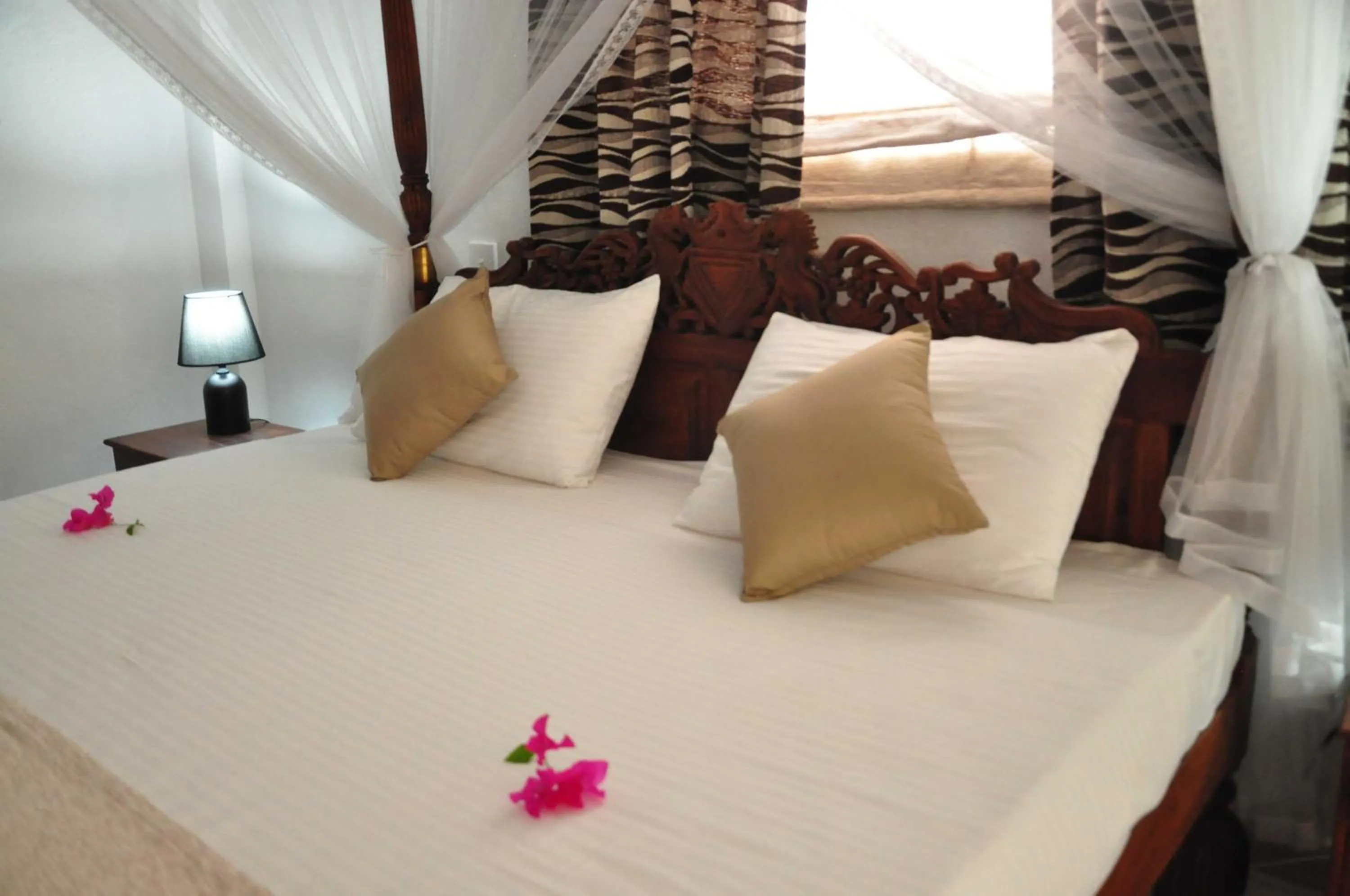 Bedroom, Bed in El Corazon De Hikkaduwa