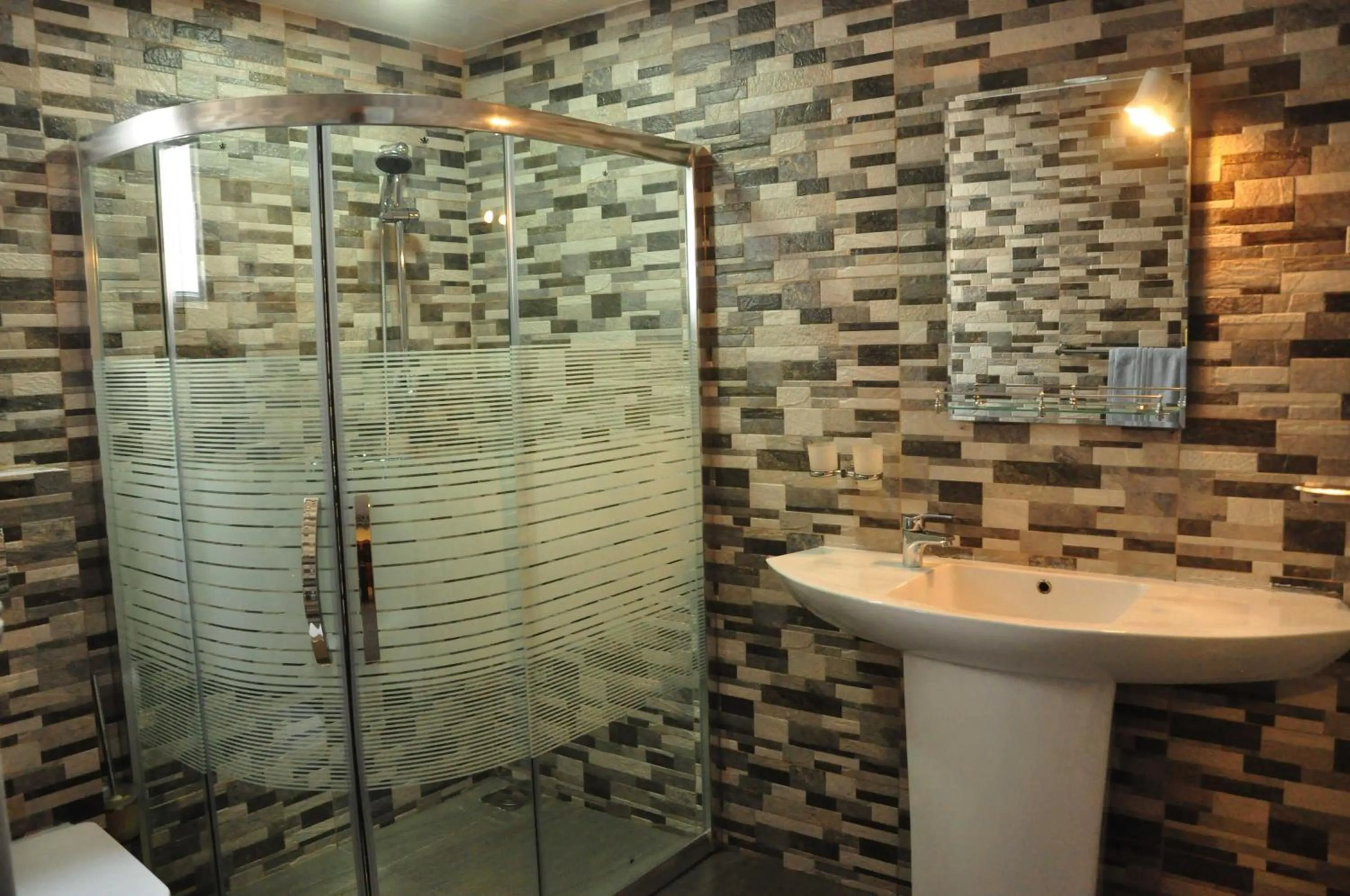 Bathroom in El Corazon De Hikkaduwa