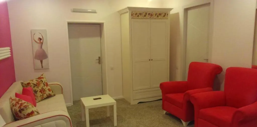 Hotel Lilo near Airport