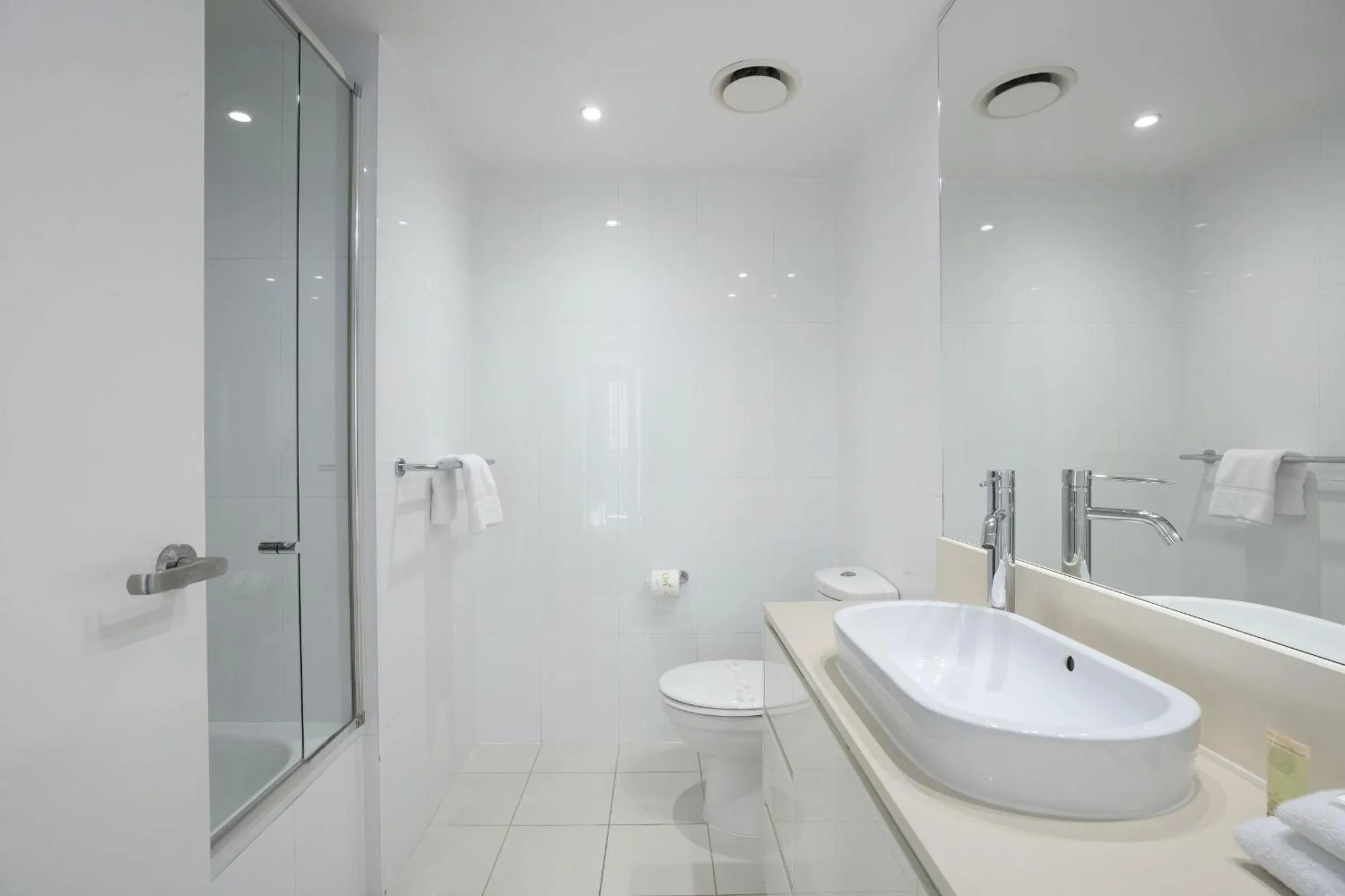Shower in Orchid Residences - HR Surfers Paradise