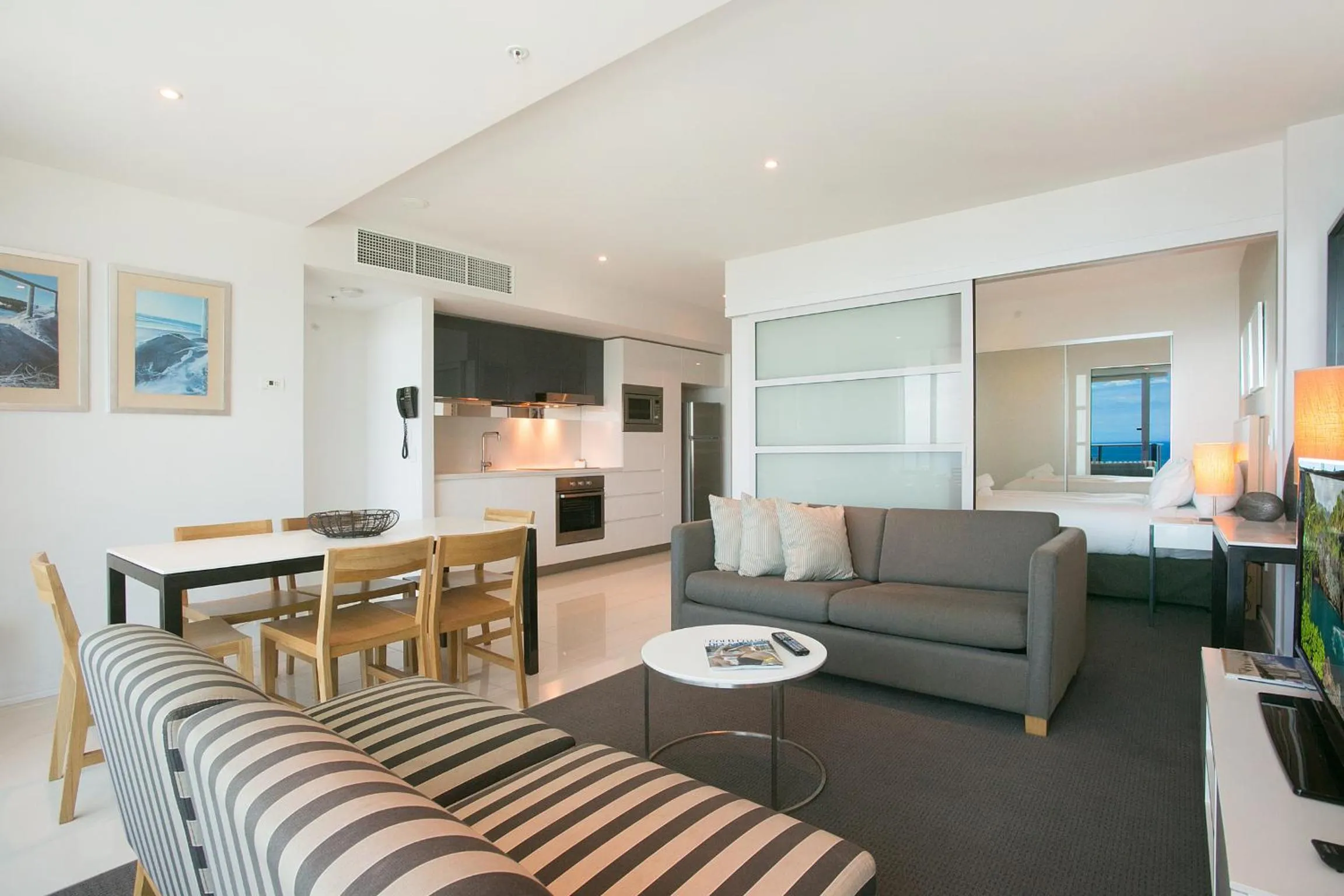 TV and multimedia in Orchid Residences - HR Surfers Paradise