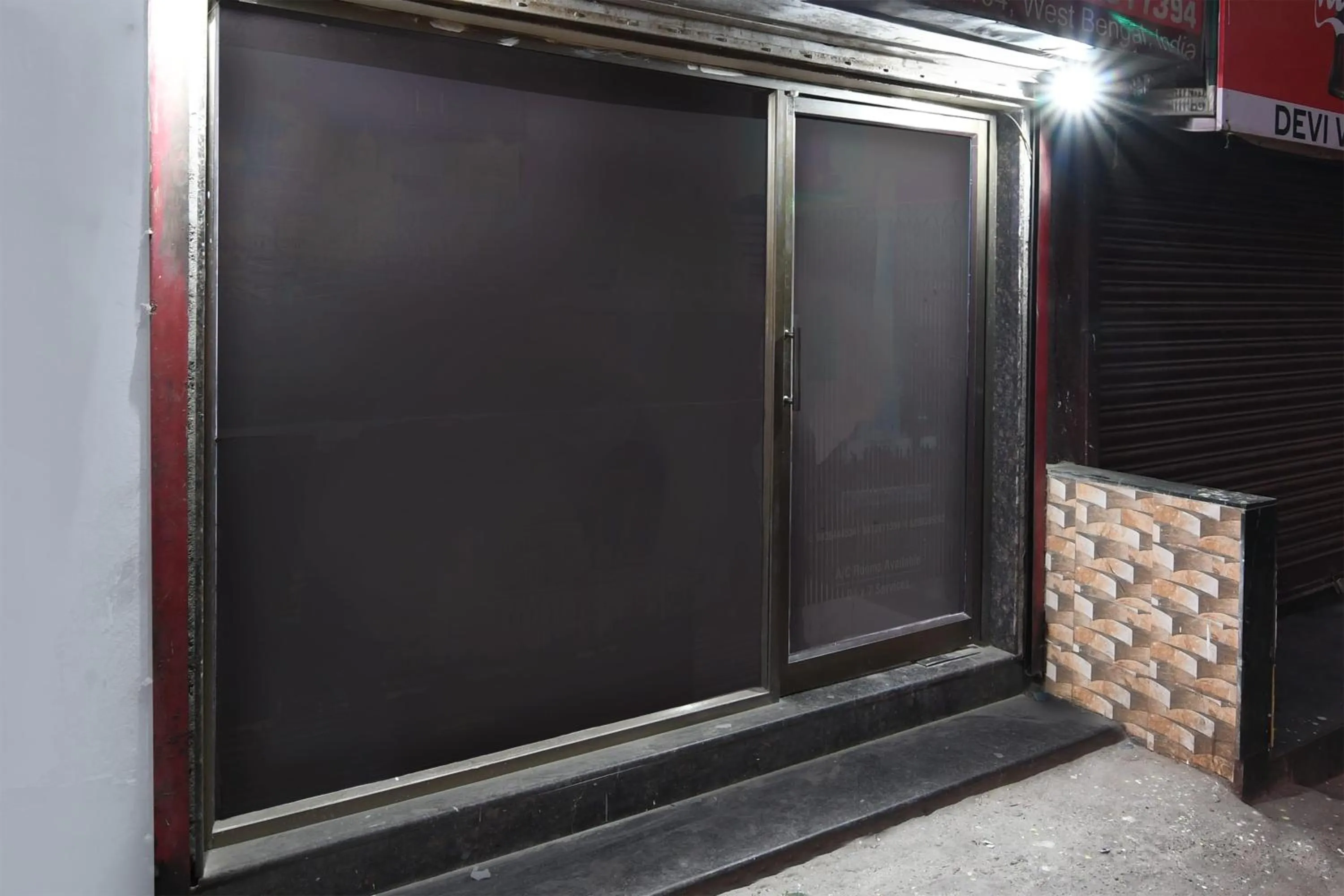 Facade/entrance in Hotel O Sigma