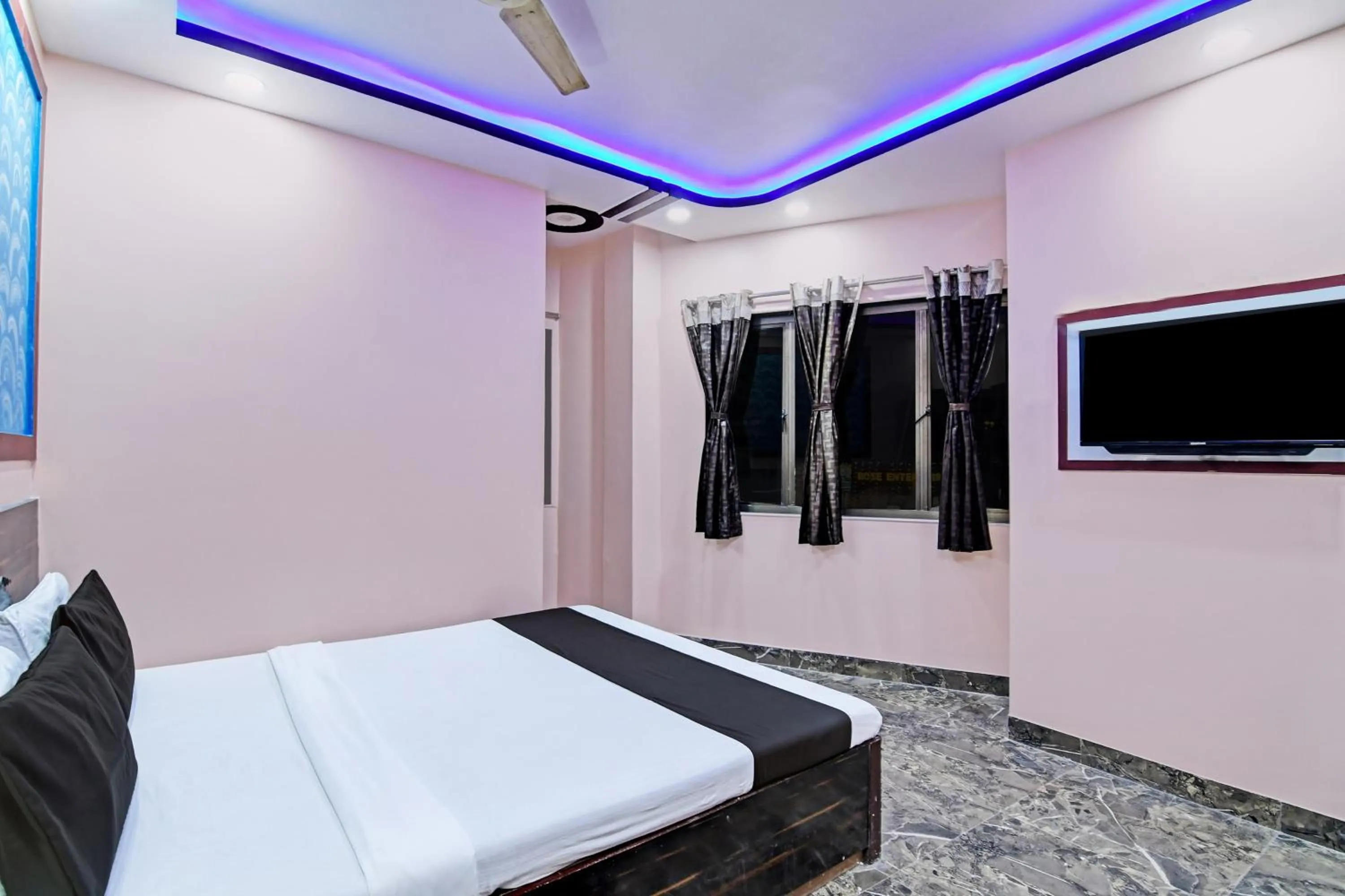 Bedroom, Bed in Hotel O Sigma