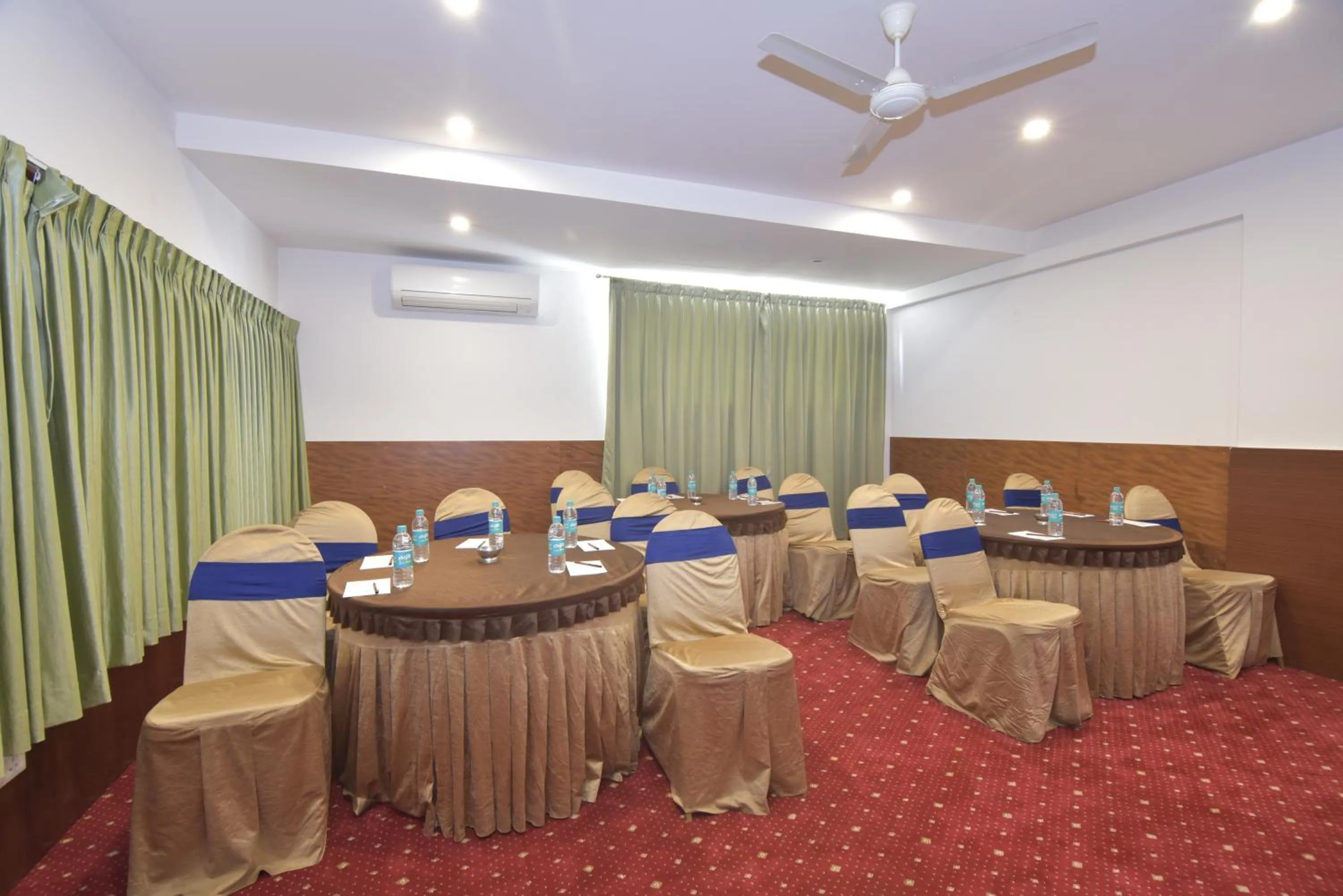 Business facilities in I V Sanctum Hotel