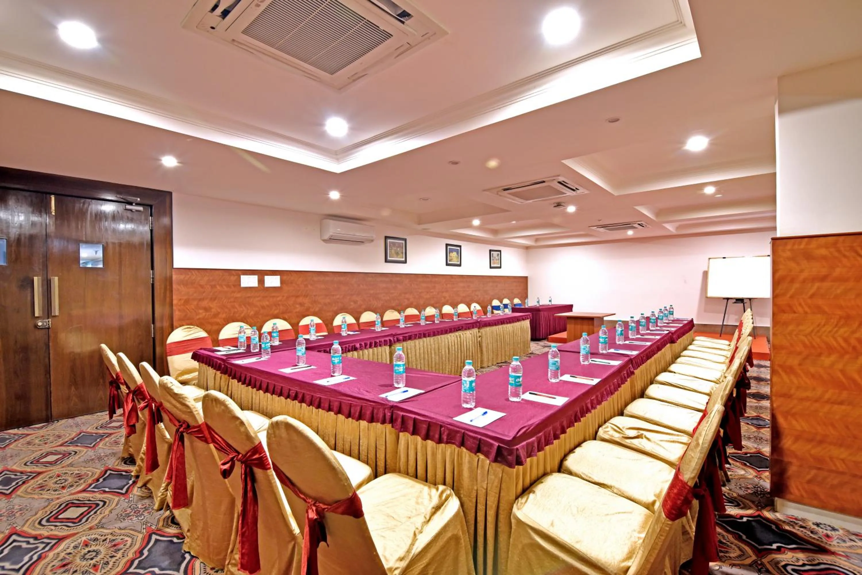 Business facilities in I V Sanctum Hotel