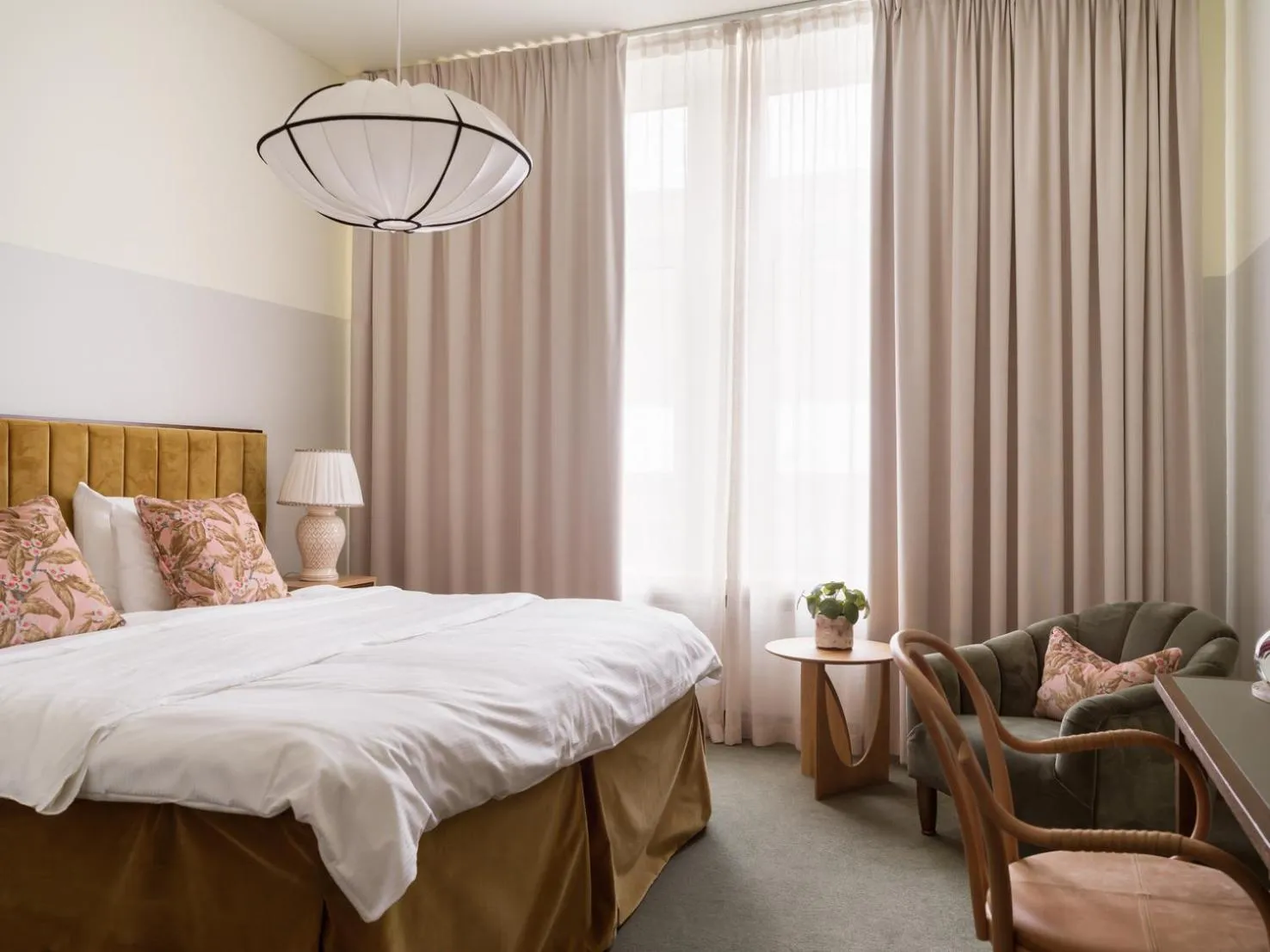 Bed in Elite Hotel Mårtenson