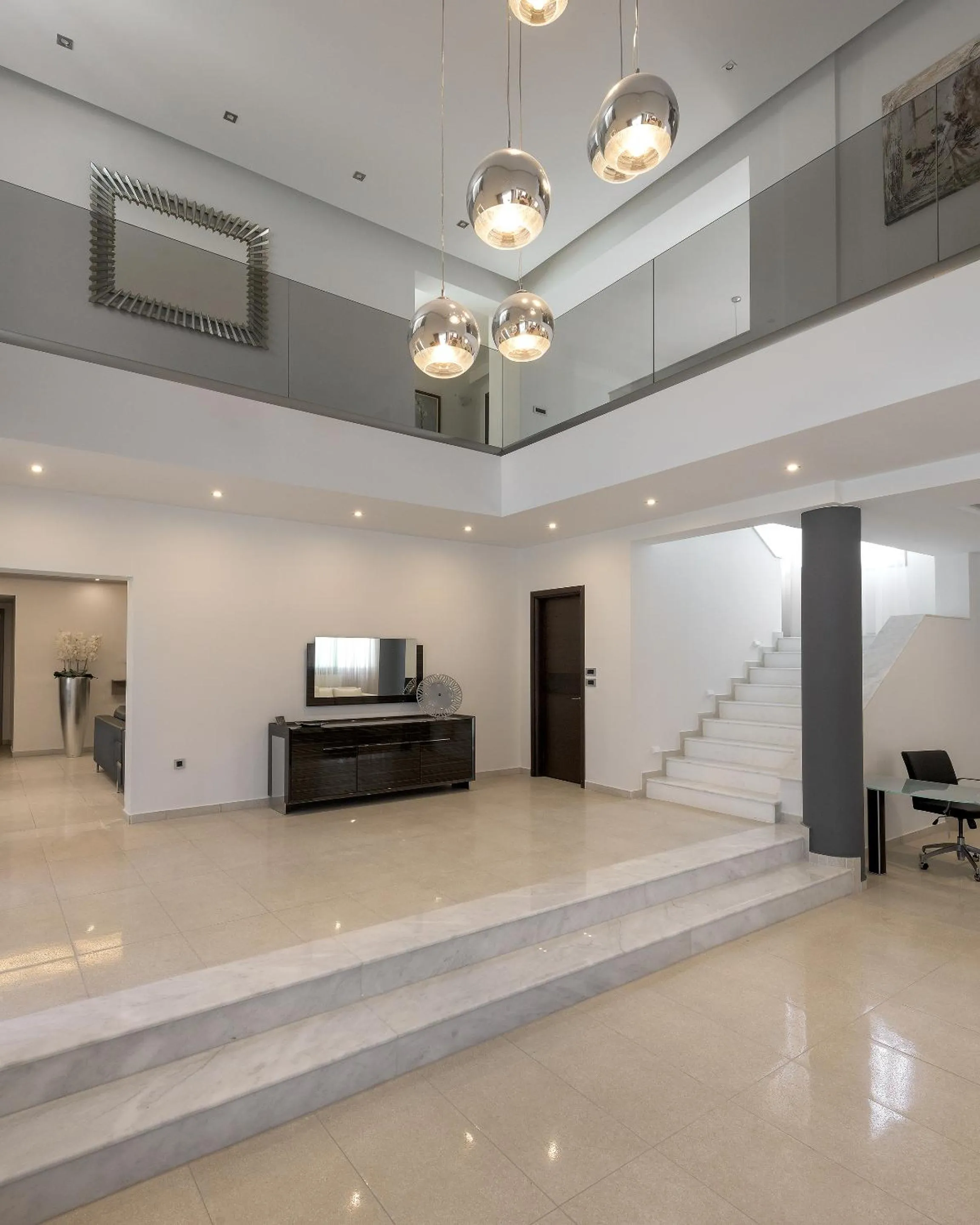 Diving in Bella Foresta Villa