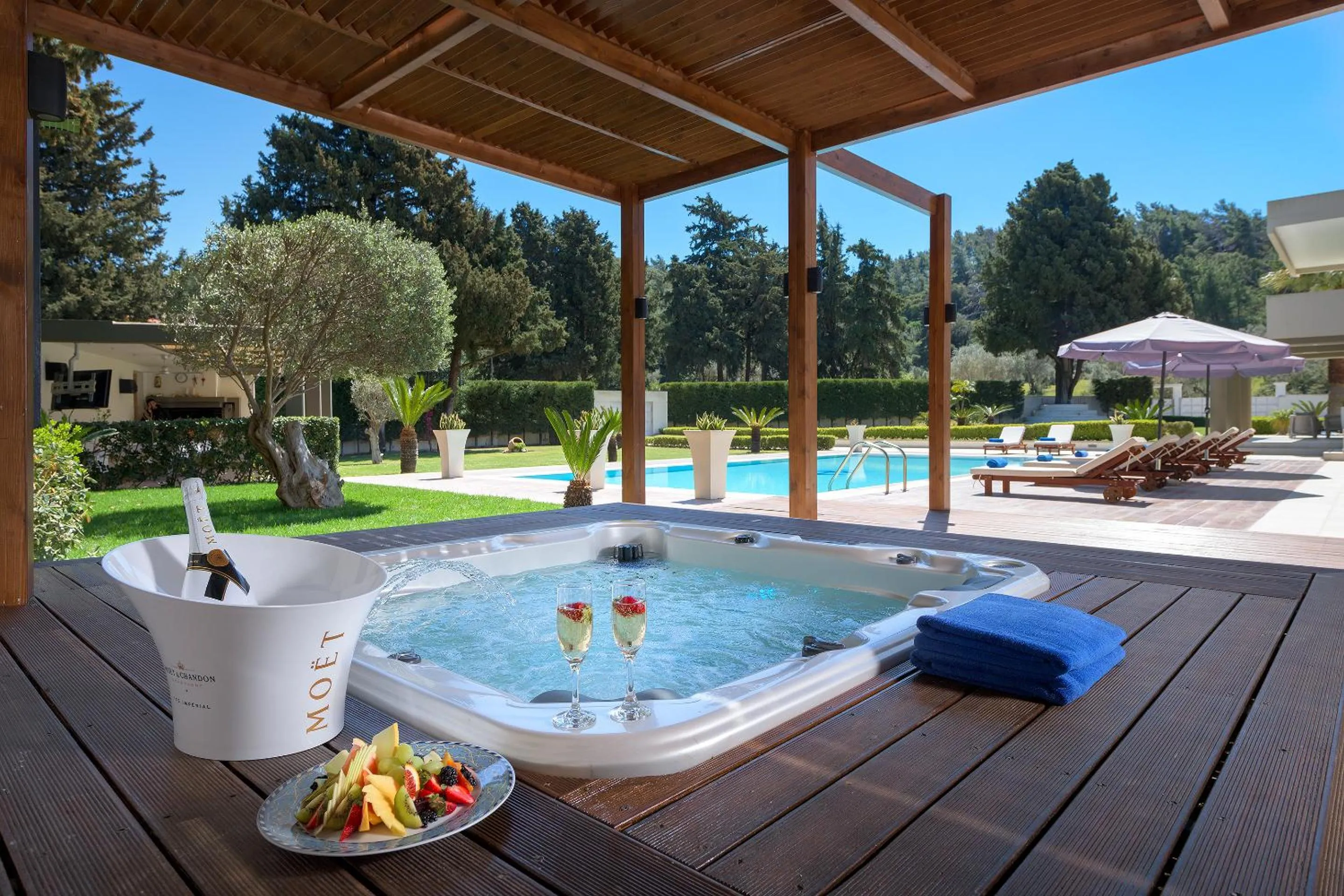 Hot Tub in Bella Foresta Villa
