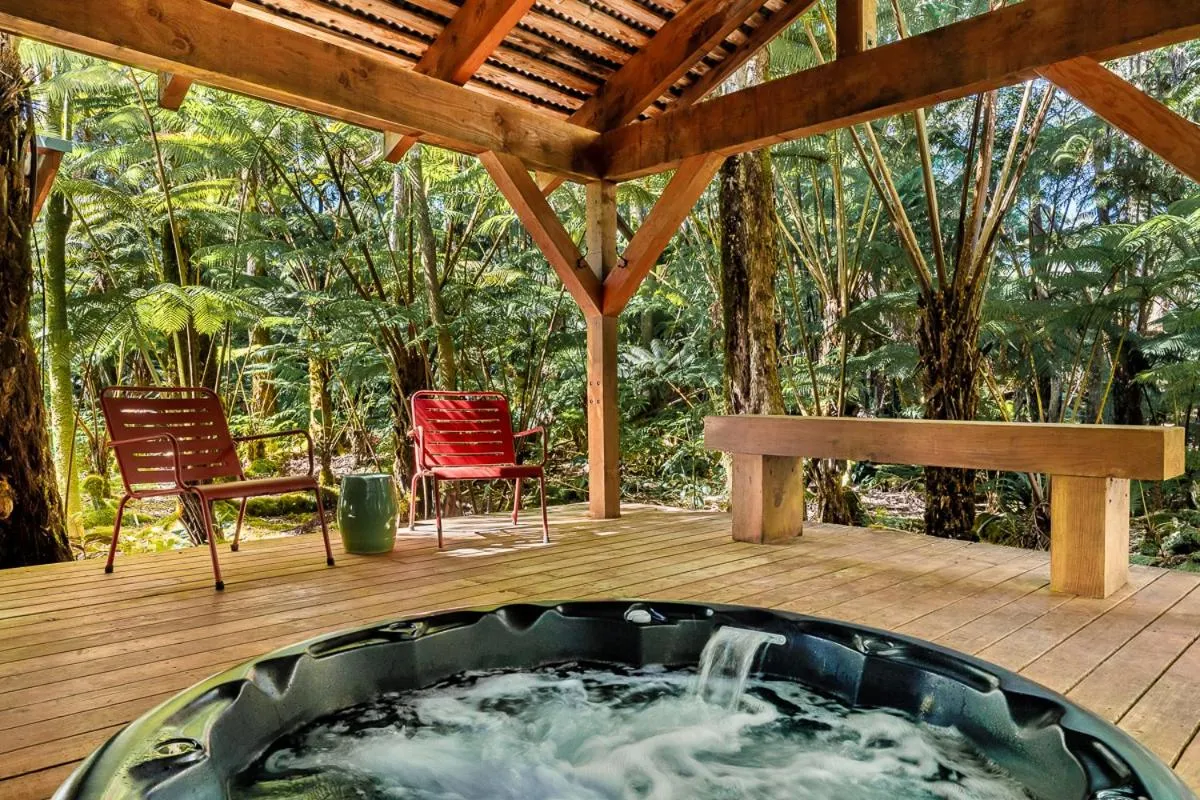 Hot Tub in At the Craters Edge