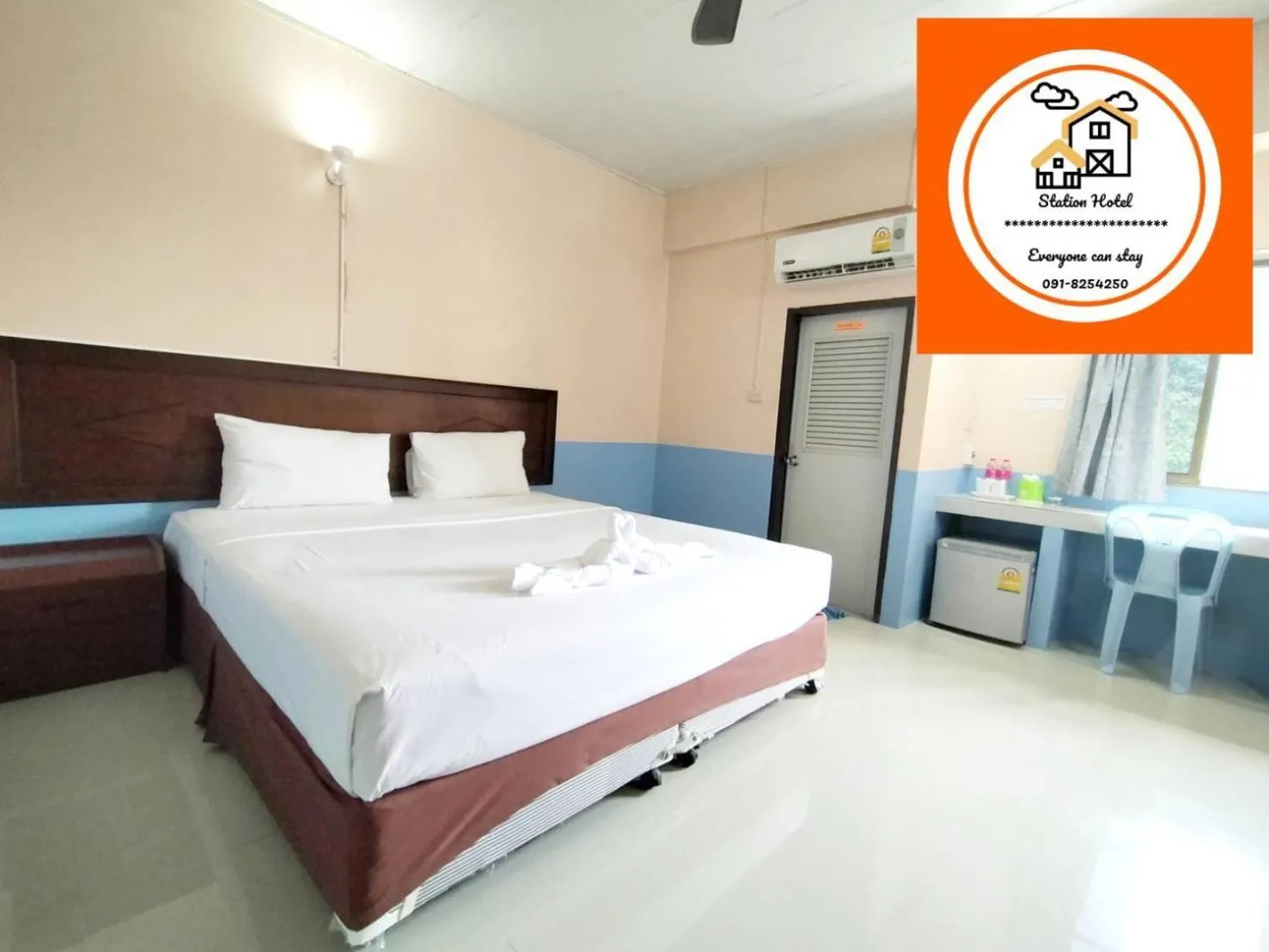 Bed in Station Hotel