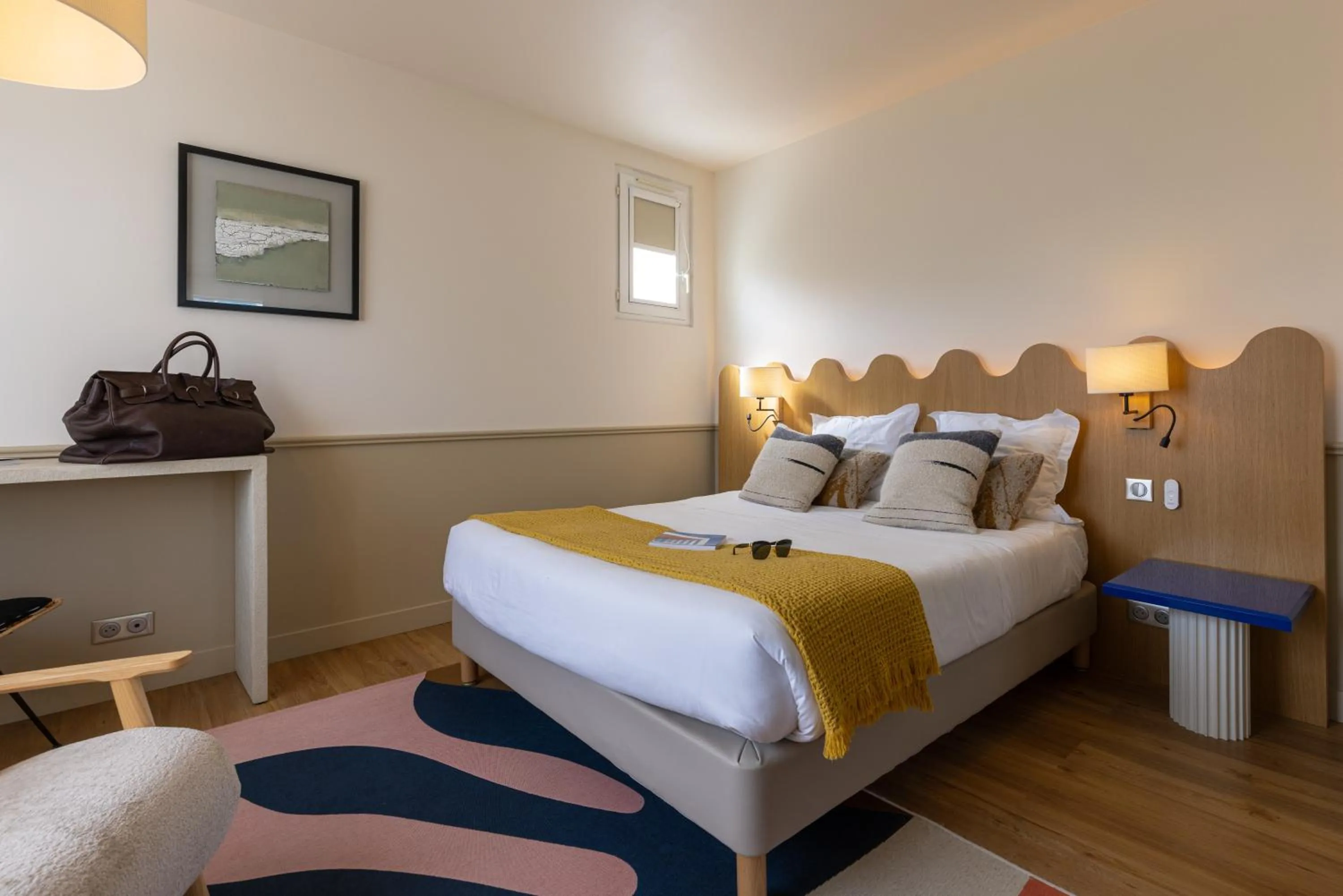 Bed in Family Golf Hotel