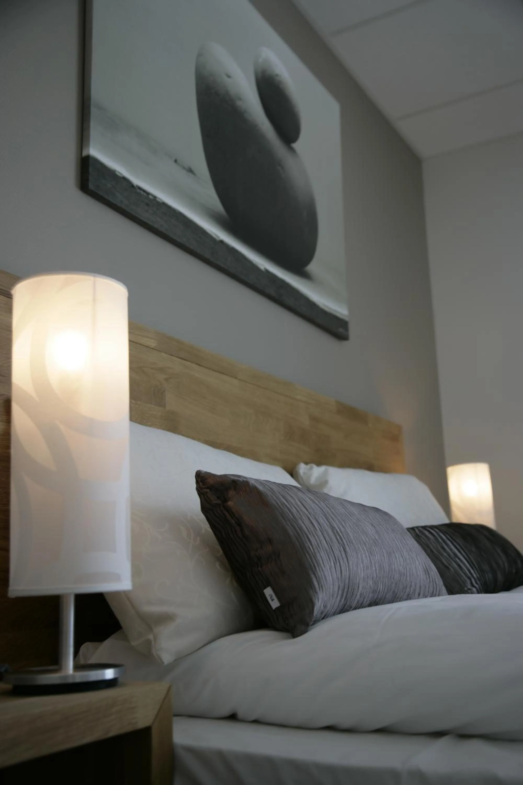 Photo of the whole room, Bed in Brattvåg Fjordhotell