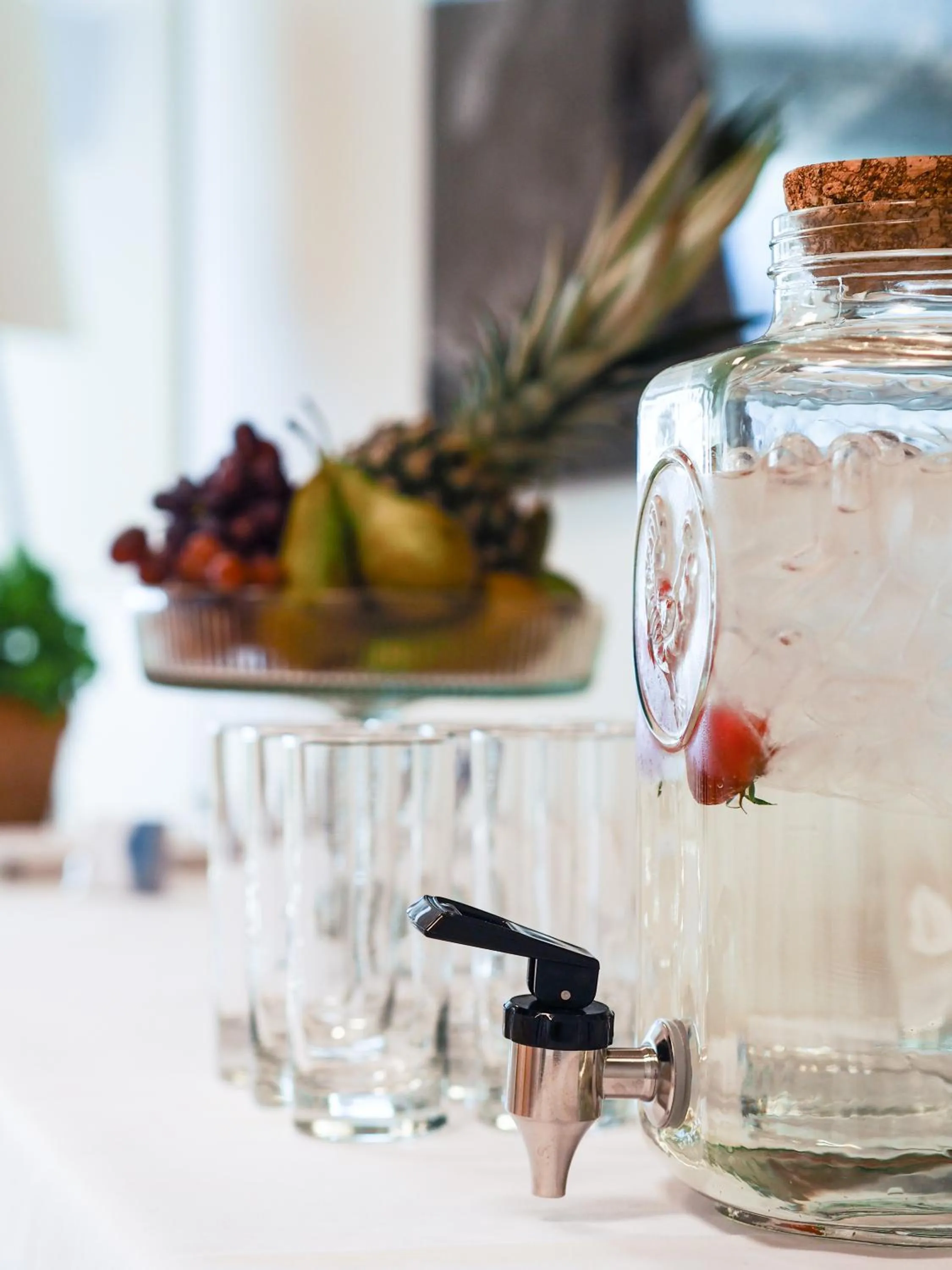 Food and drinks in Brattvåg Fjordhotell