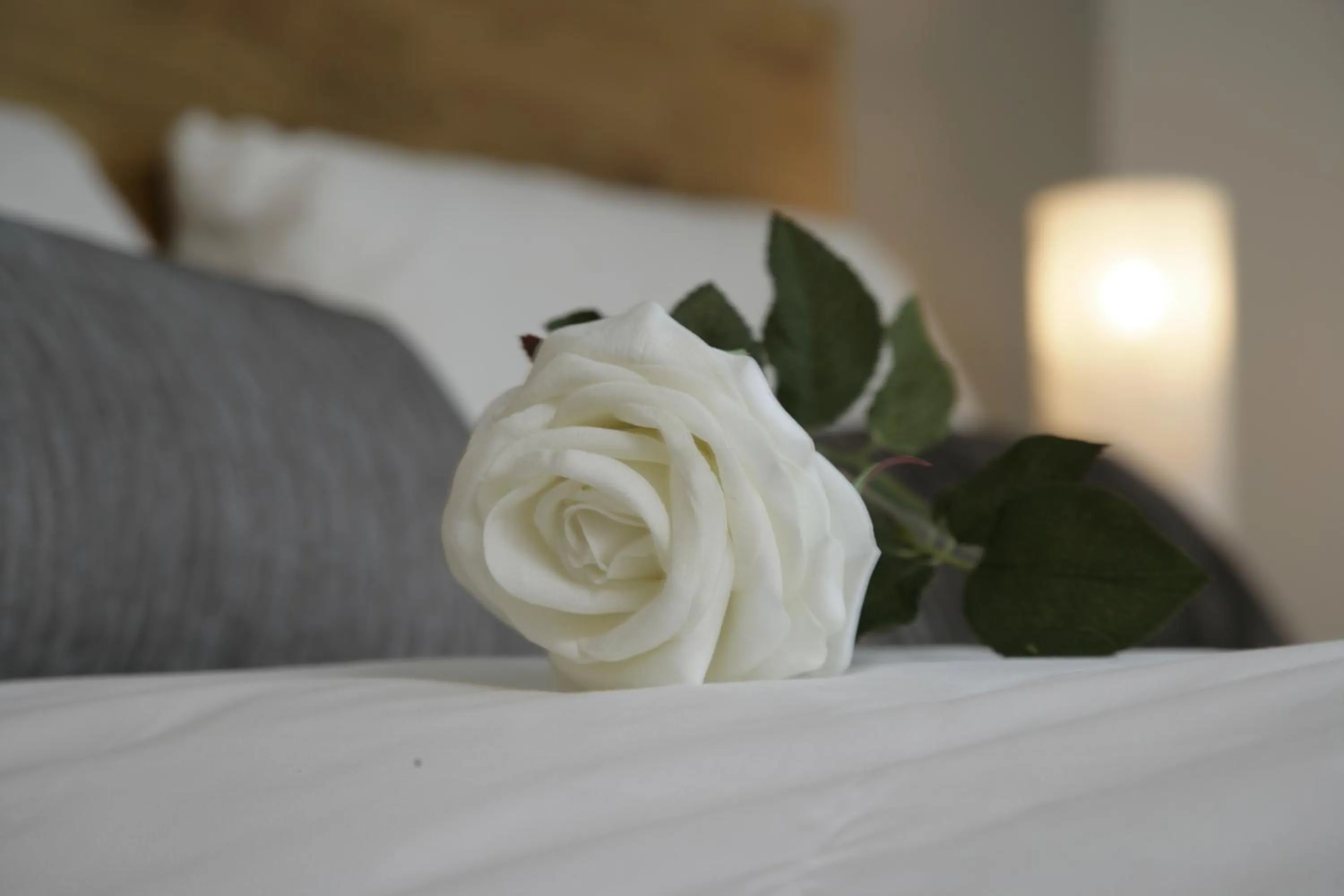 Bed in Brattvåg Fjordhotell