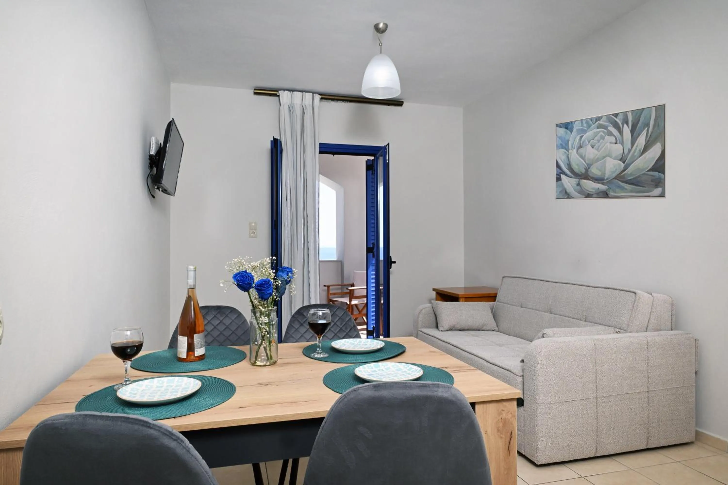 Living room in Sfakian Horizon