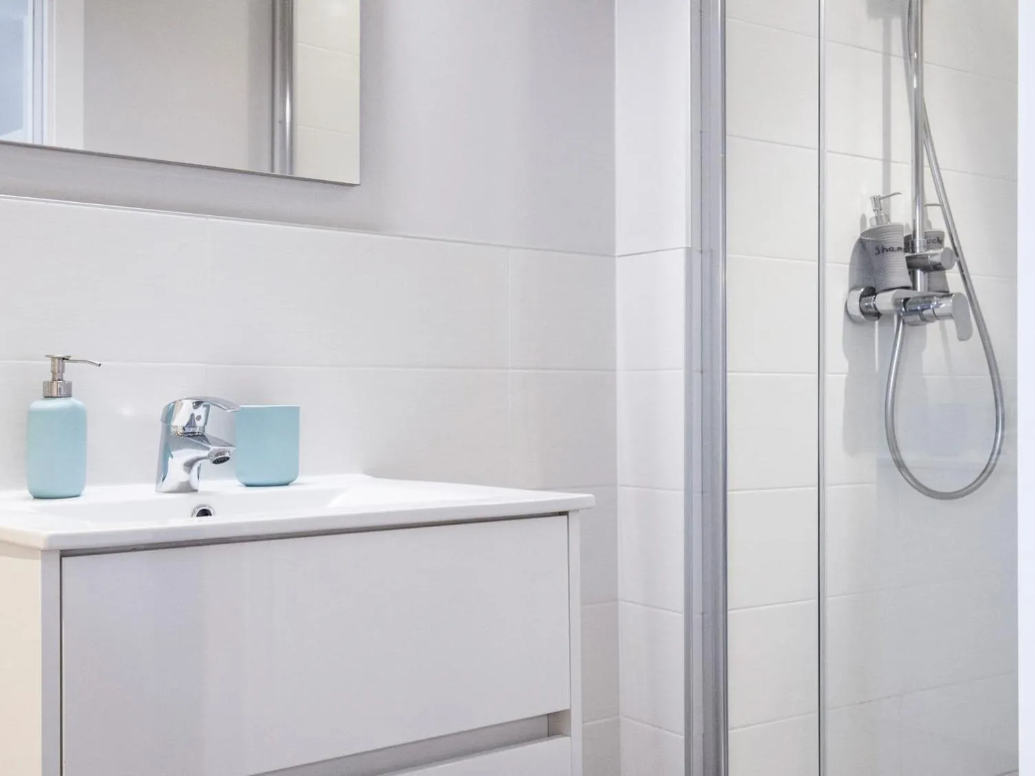 Bathroom in Hyper centre chambre au calme