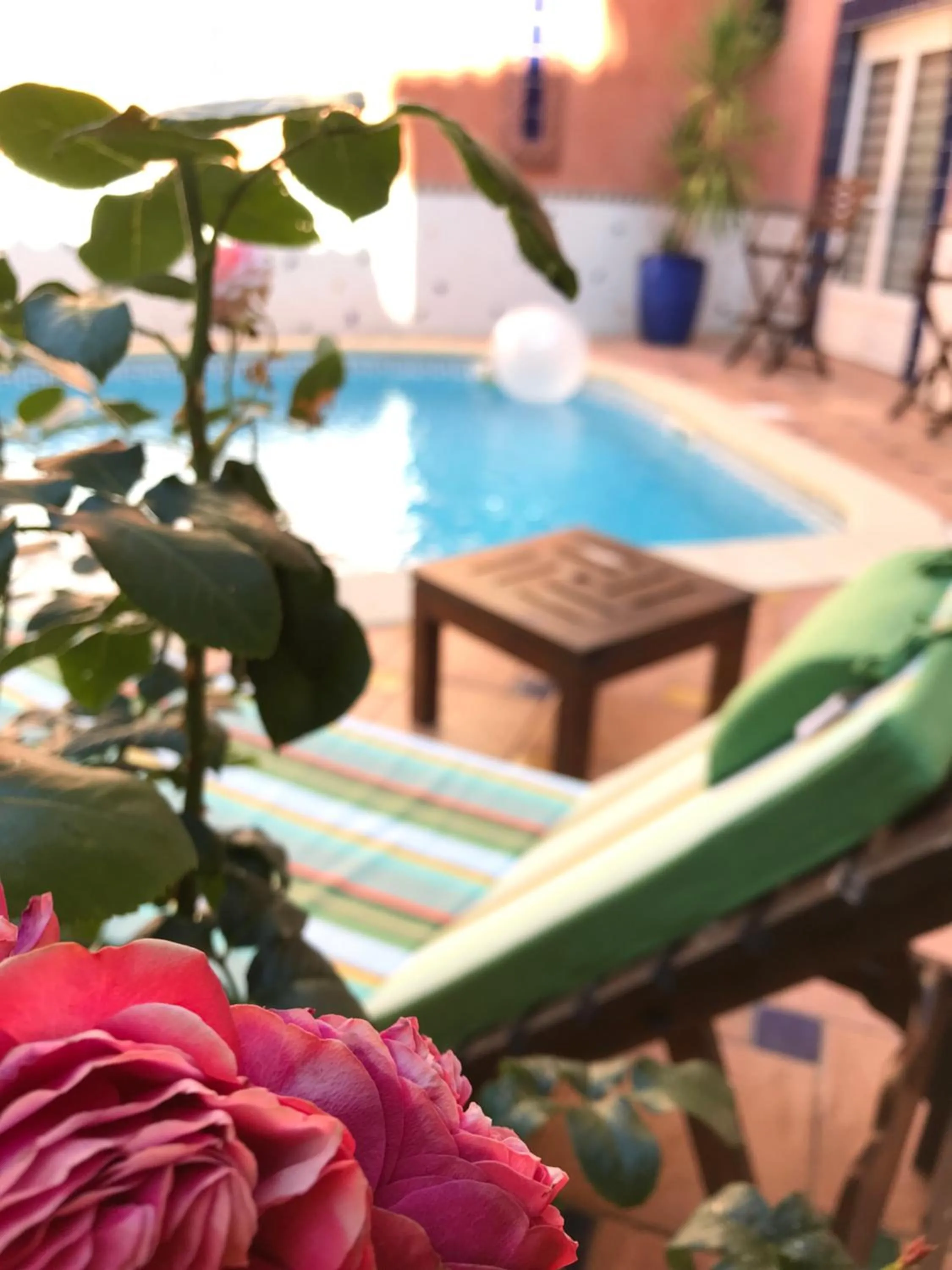 Swimming pool in Logis Hôtel Restaurant de la Paix