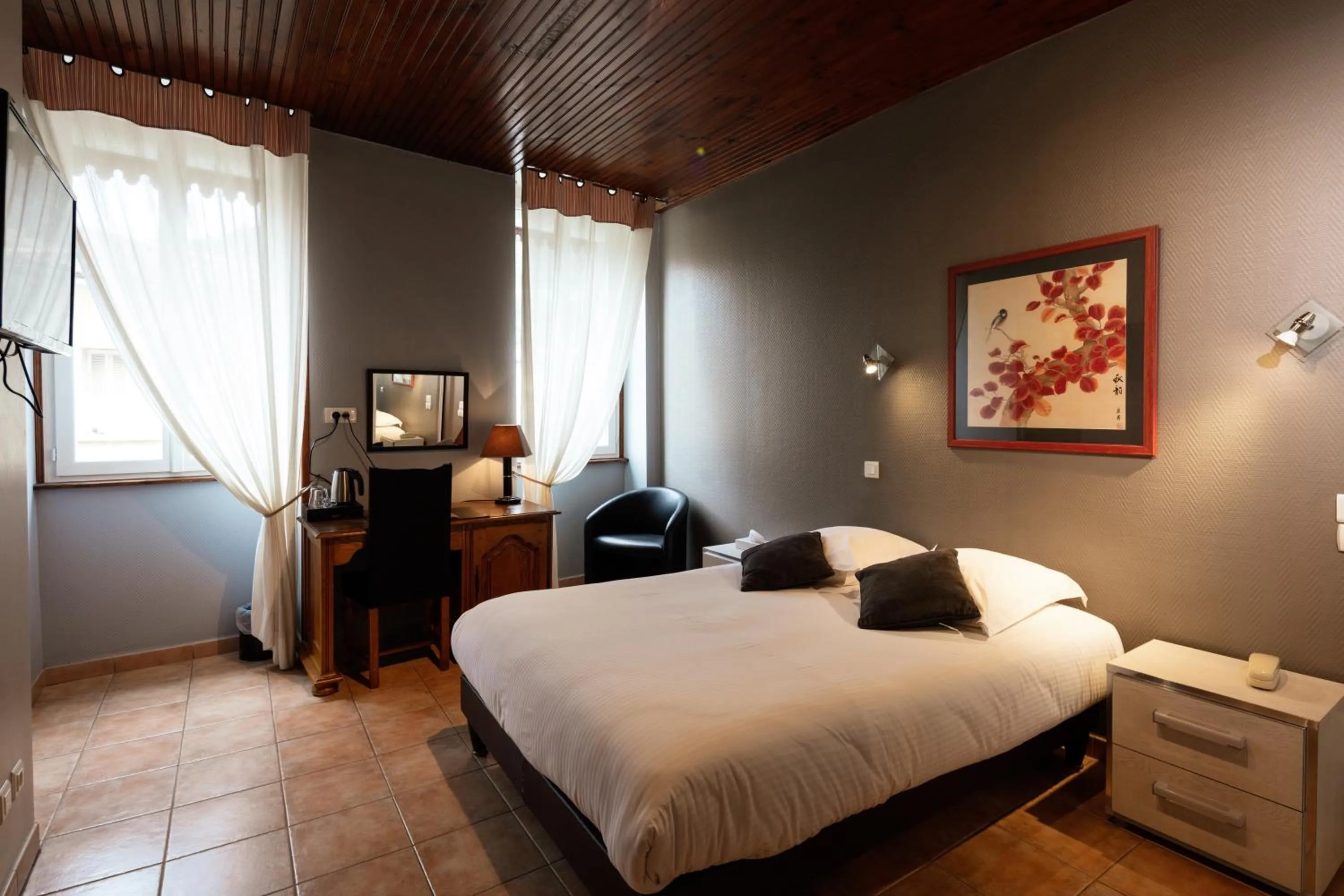 Photo of the whole room, Bed in Logis Hôtel Restaurant de la Paix