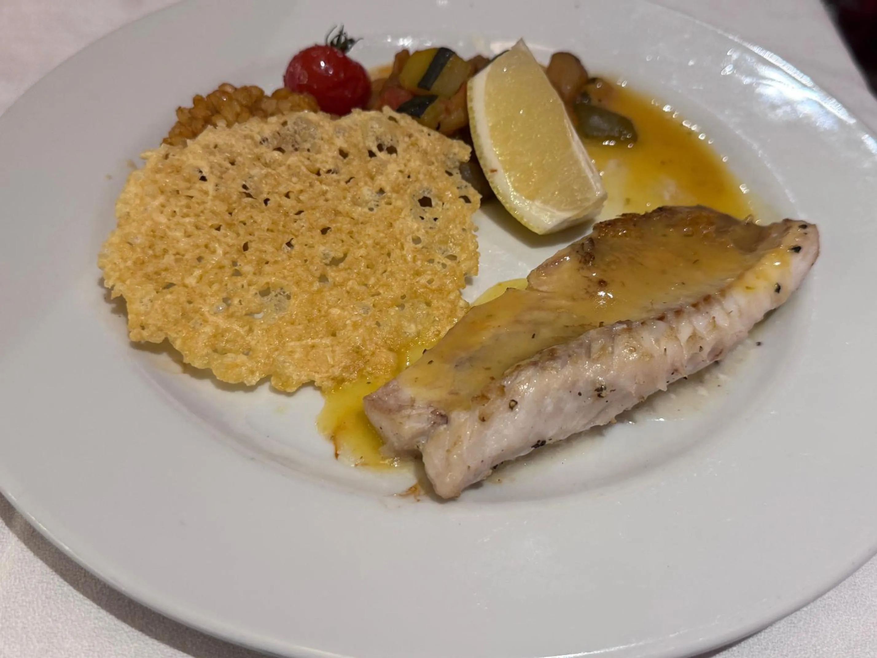 Restaurant/places to eat in Logis Hôtel Restaurant de la Paix