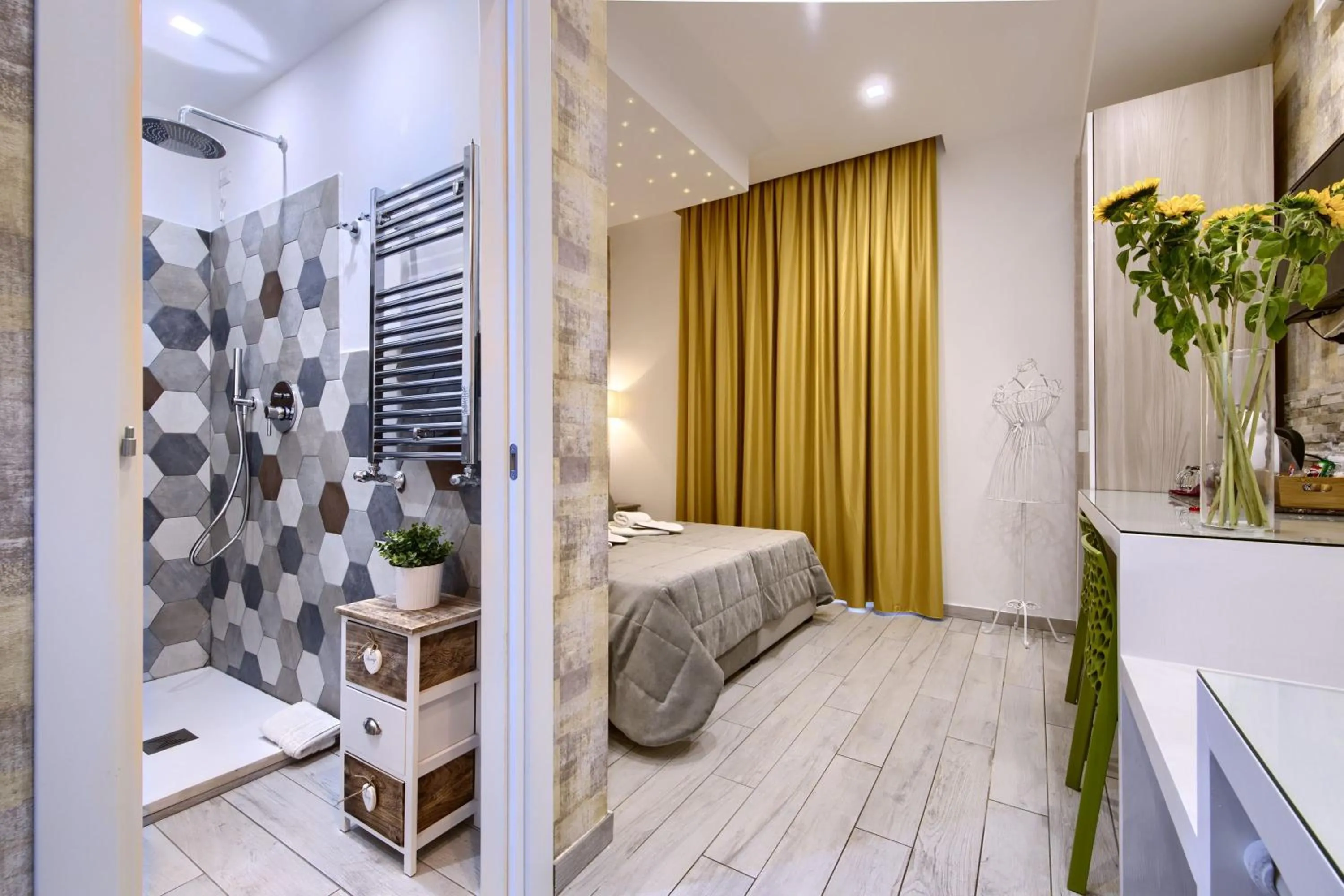 Bed in Relais Vatican Secret