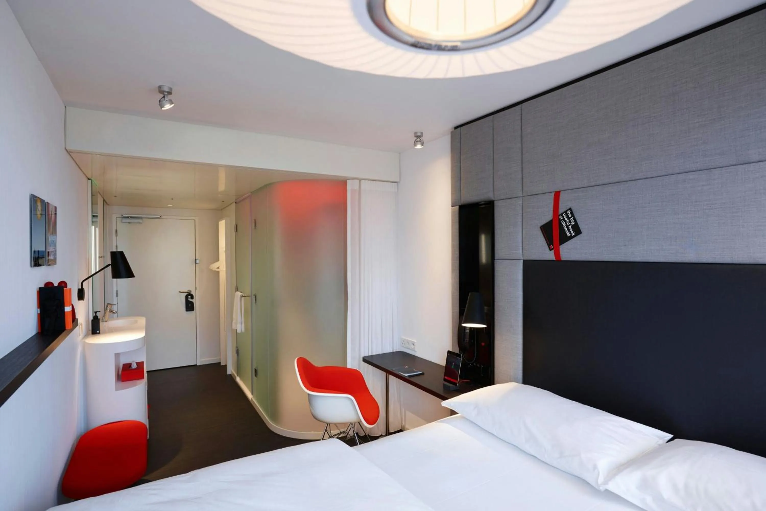 Bedroom, Bed in citizenM Paris Gare de Lyon