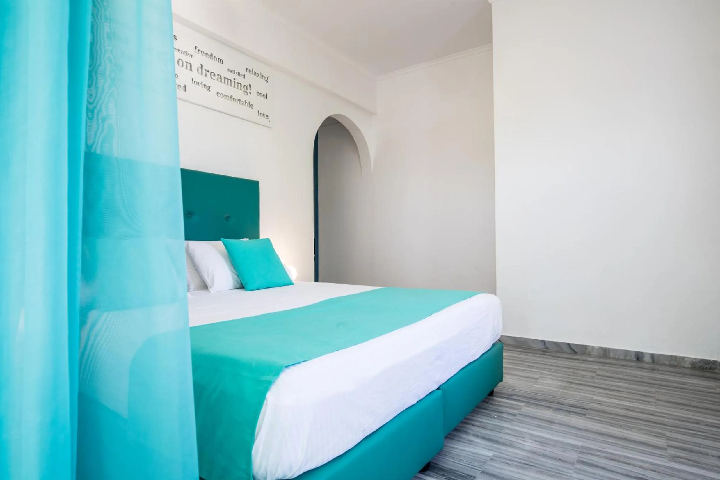 Bedroom, Bed in Acqua Vatos Paros Hotel