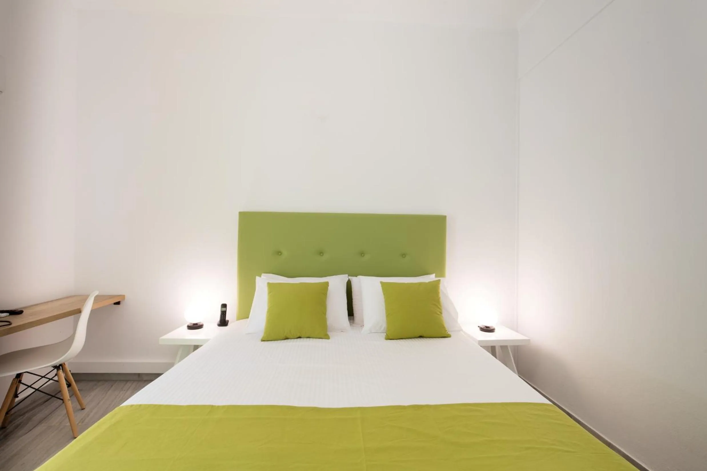 Bedroom, Bed in Acqua Vatos Paros Hotel