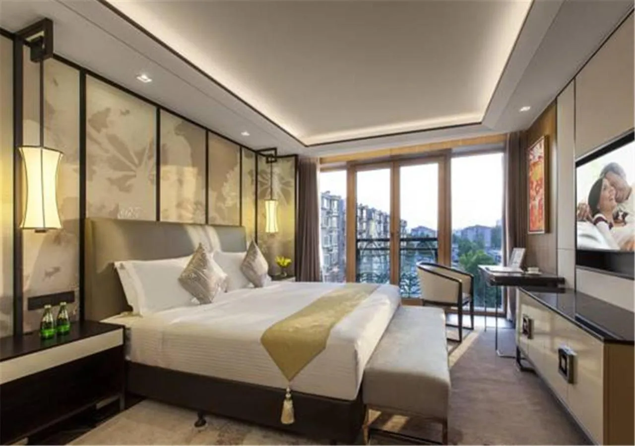 Bedroom, Bed in Ascott Riverside Garden Beijing