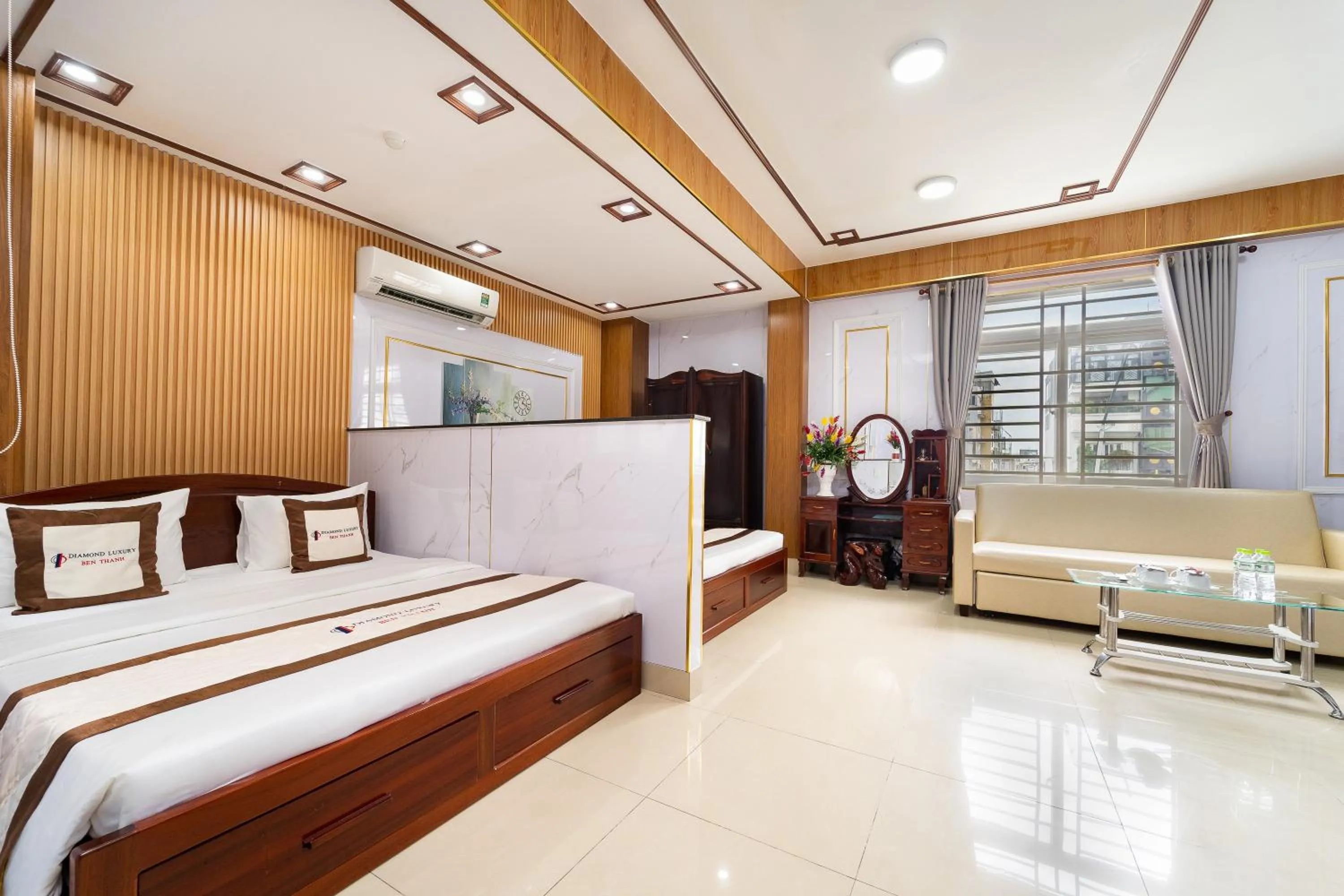 Bed in Diamond Luxury Ben Thanh