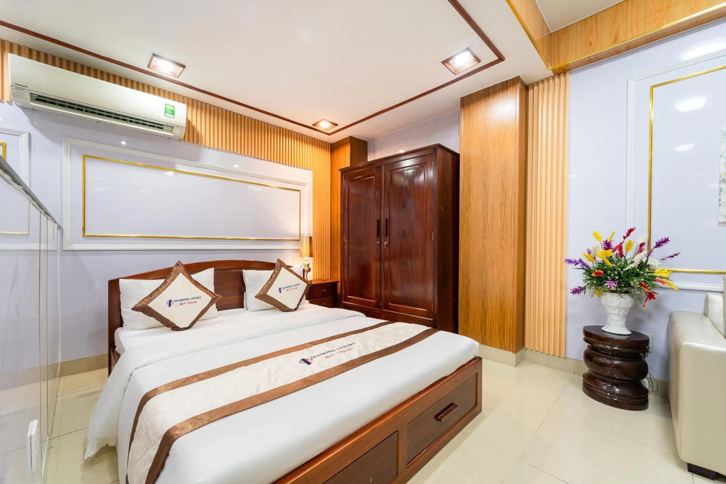 Bed in Diamond Luxury Ben Thanh