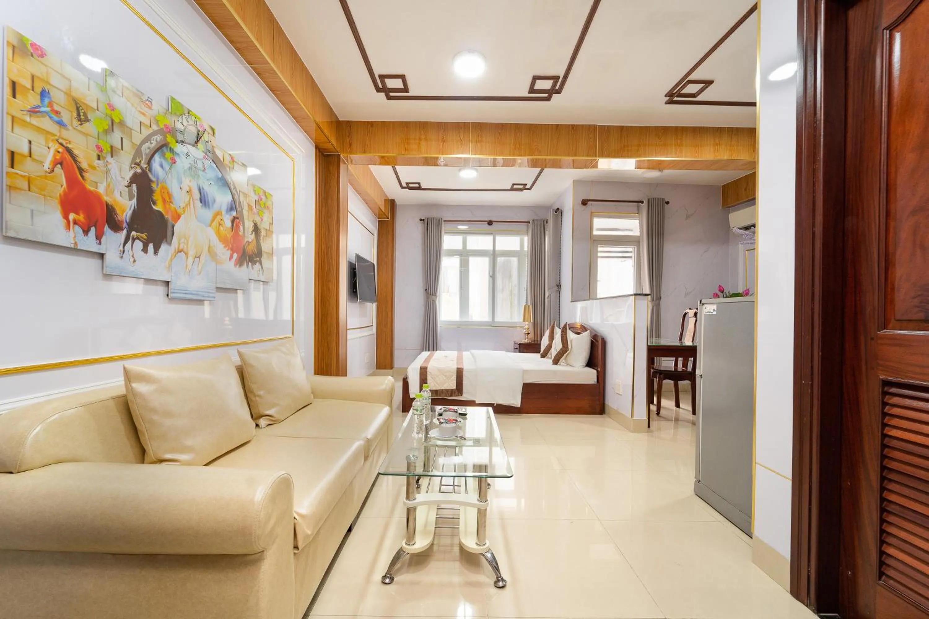 Quiet street view in Diamond Luxury Ben Thanh