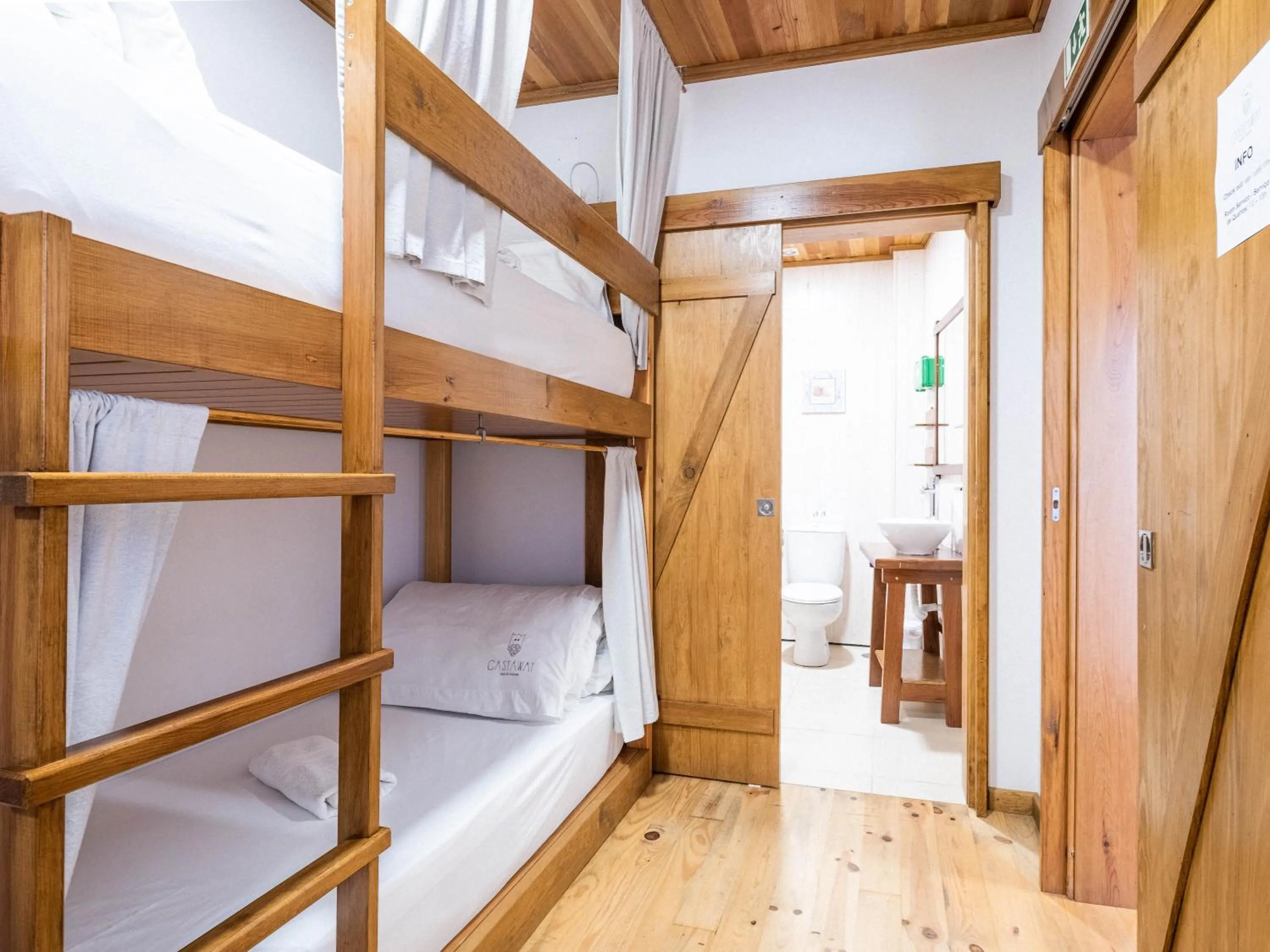 Bed in Castaway