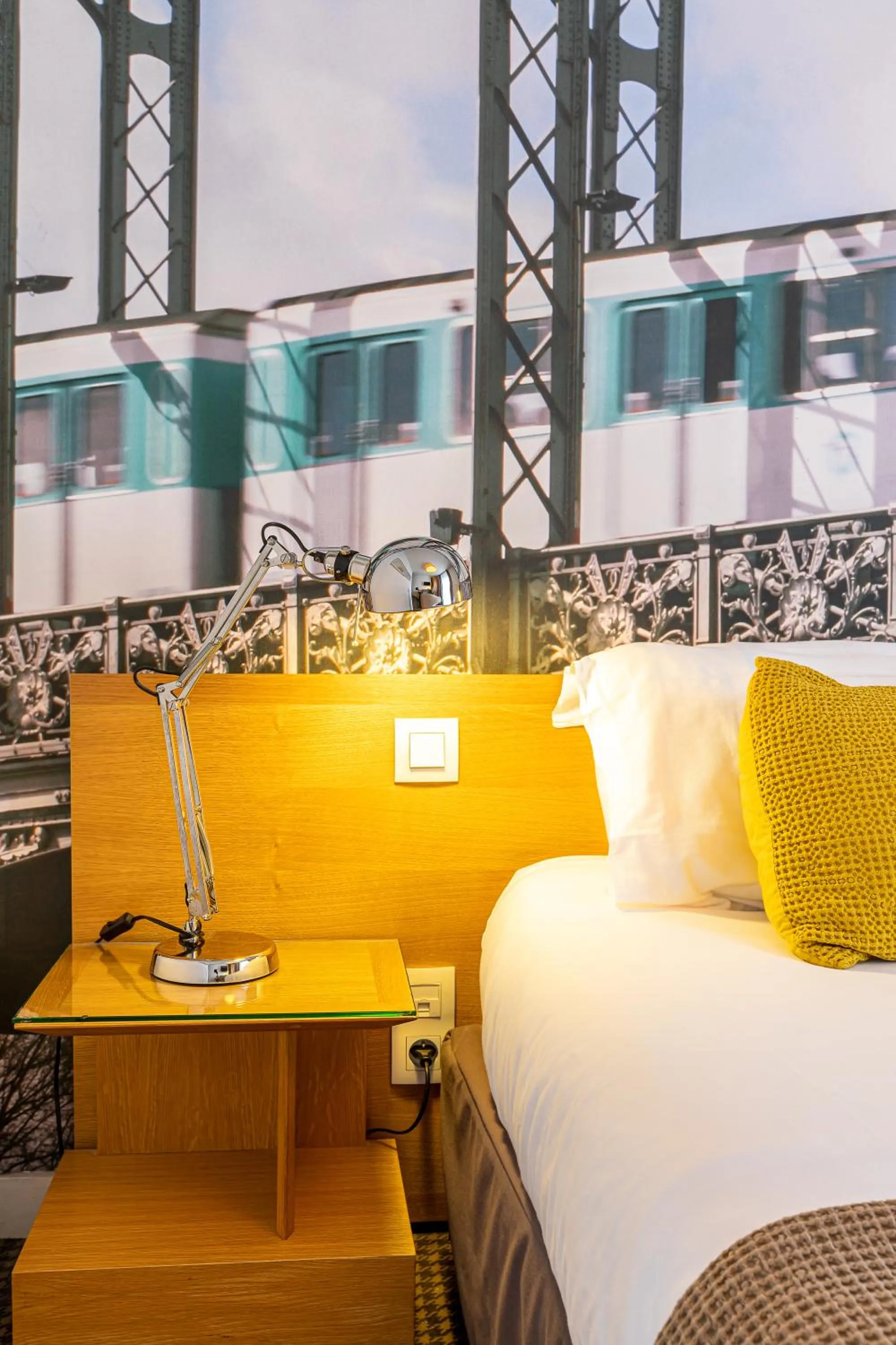 Bed in Le 20 Prieuré Hôtel