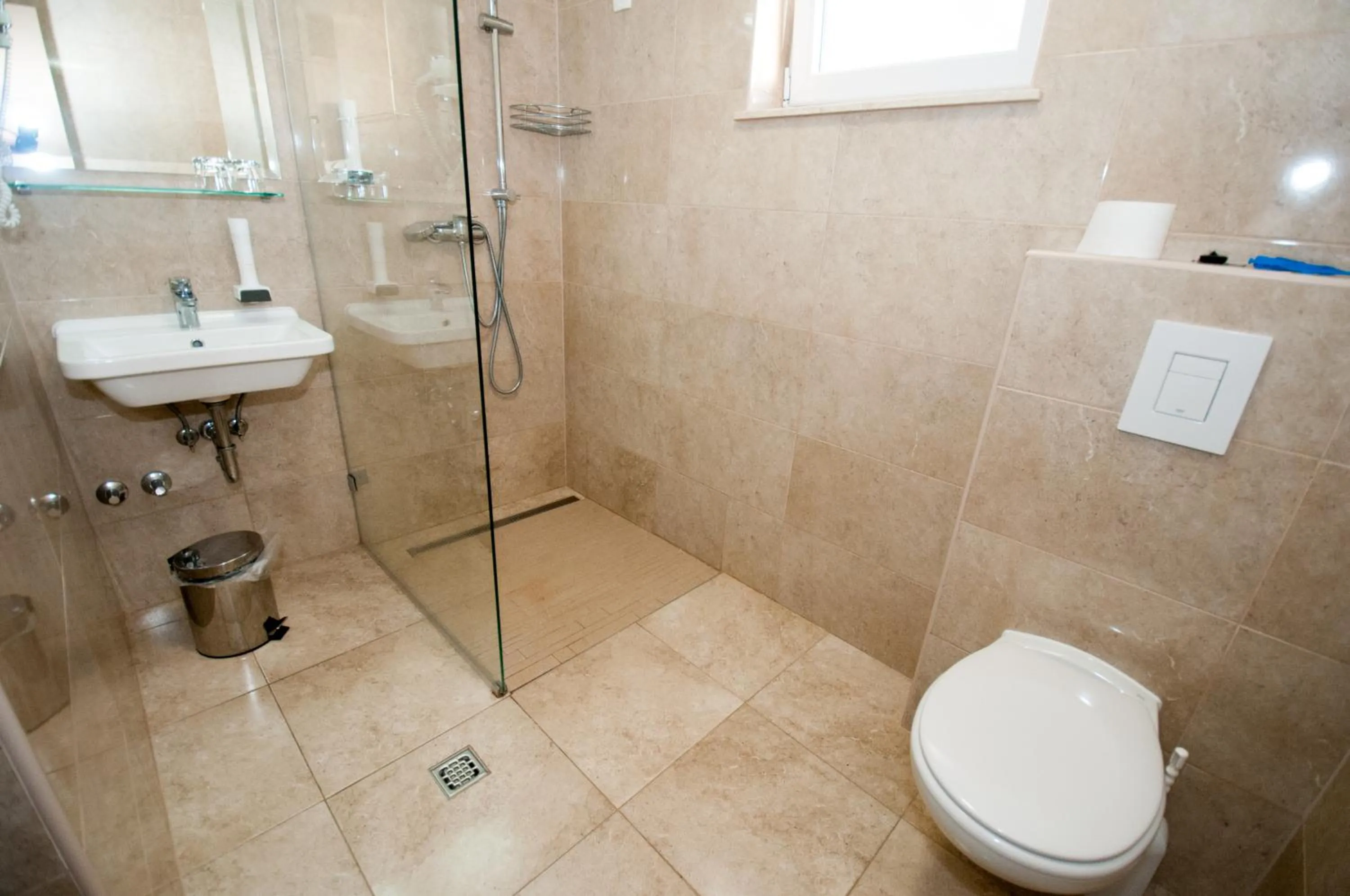 Single Room - single occupancy in Hotel Olivia