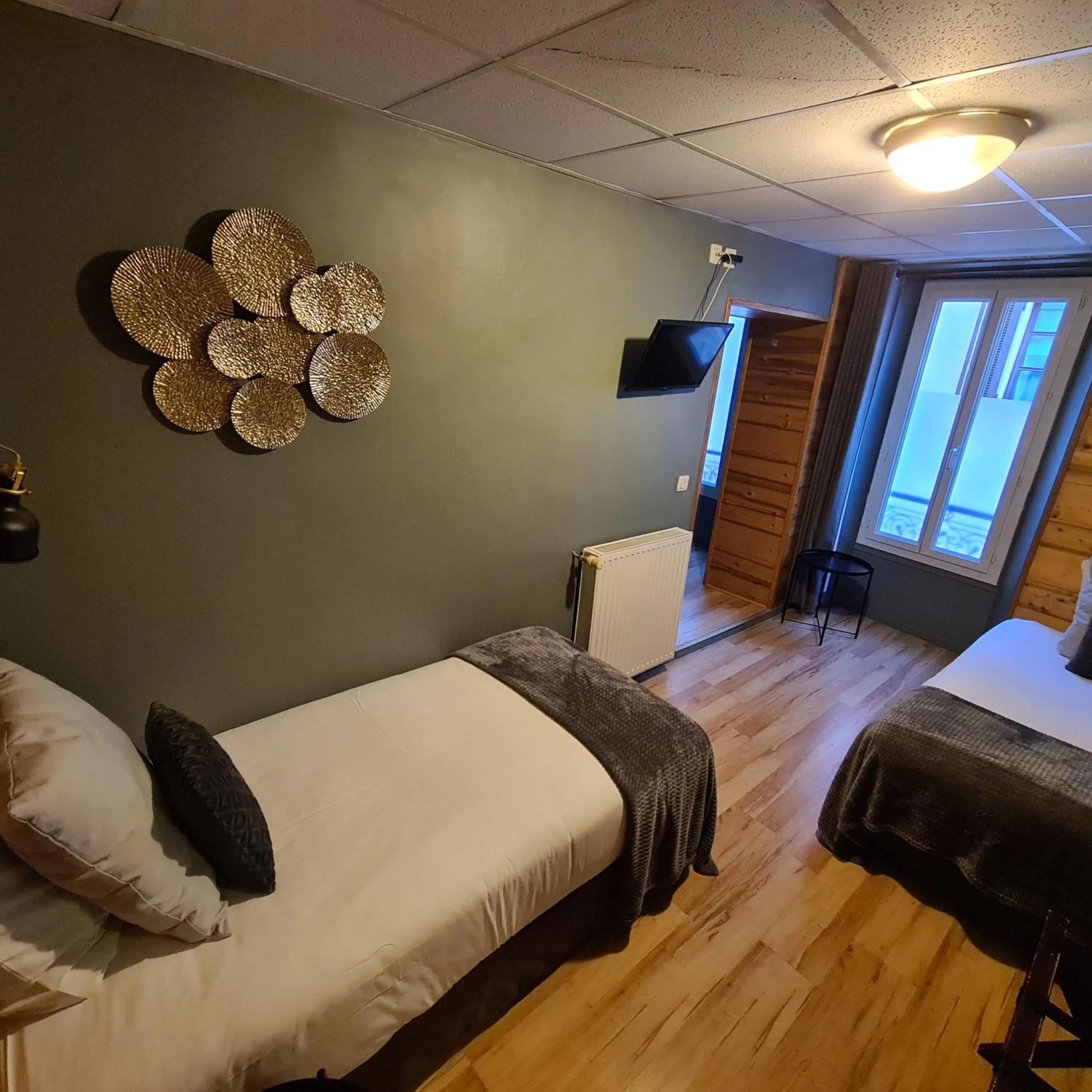 Photo of the whole room, Bed in Le Grand Hotel