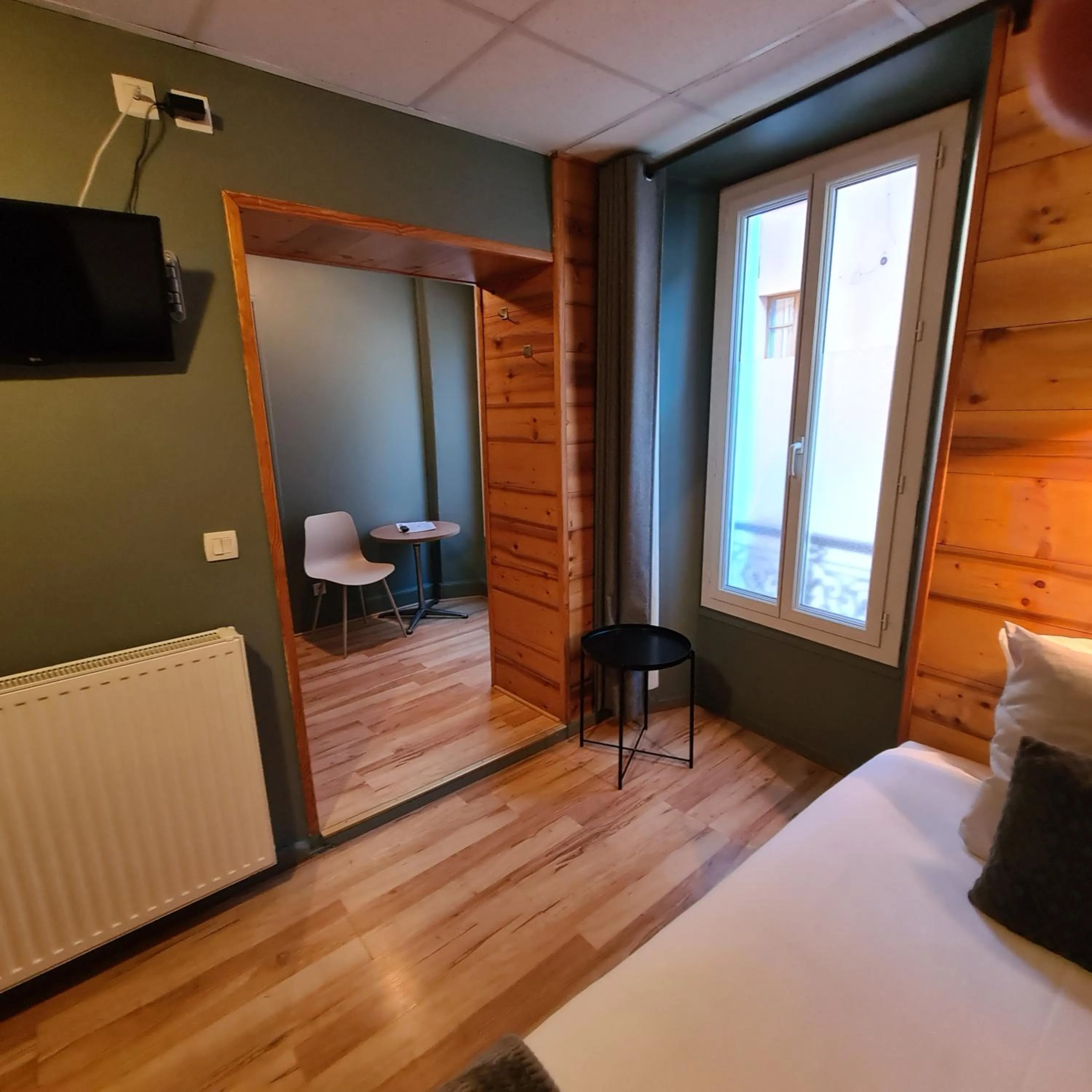 Photo of the whole room, Bed in Le Grand Hotel