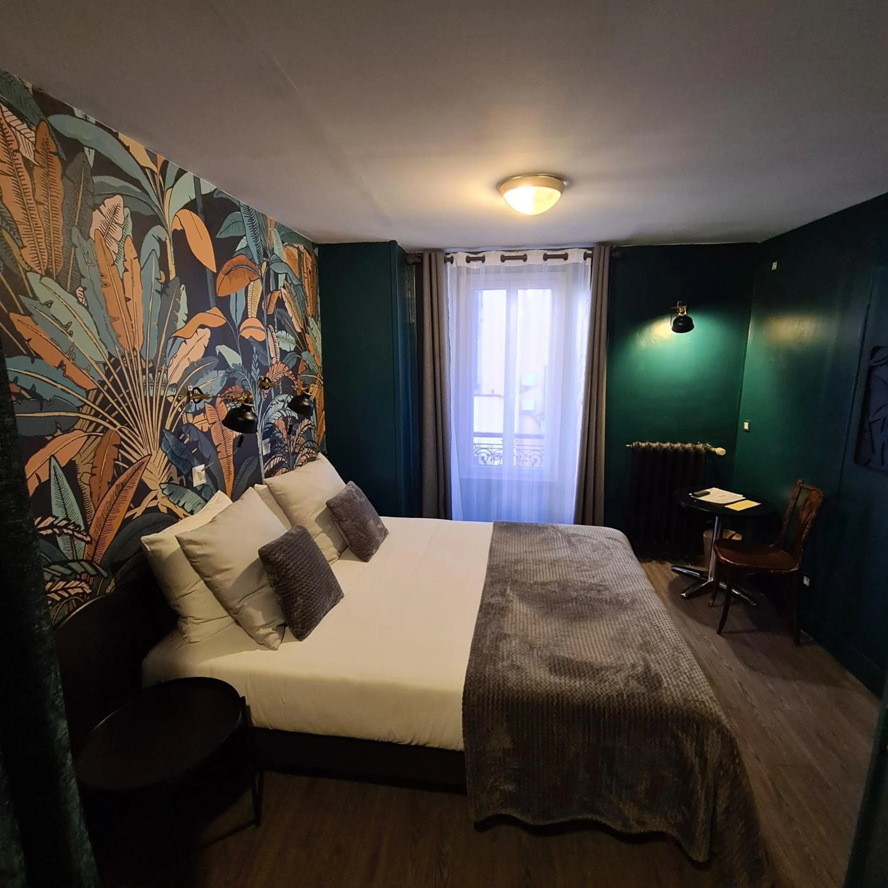 Bedroom, Bed in Le Grand Hotel