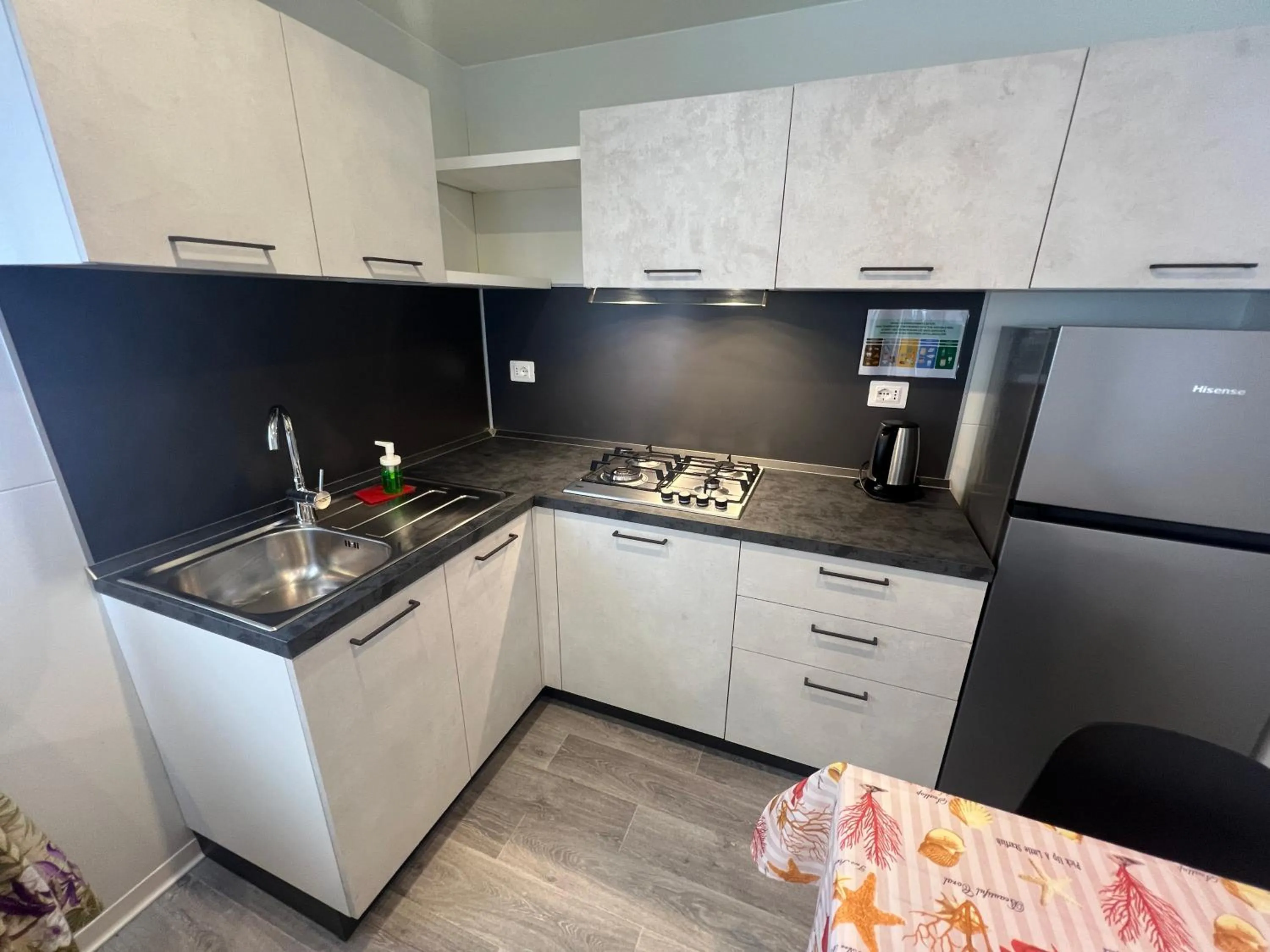 Kitchen or kitchenette in Camping Linus