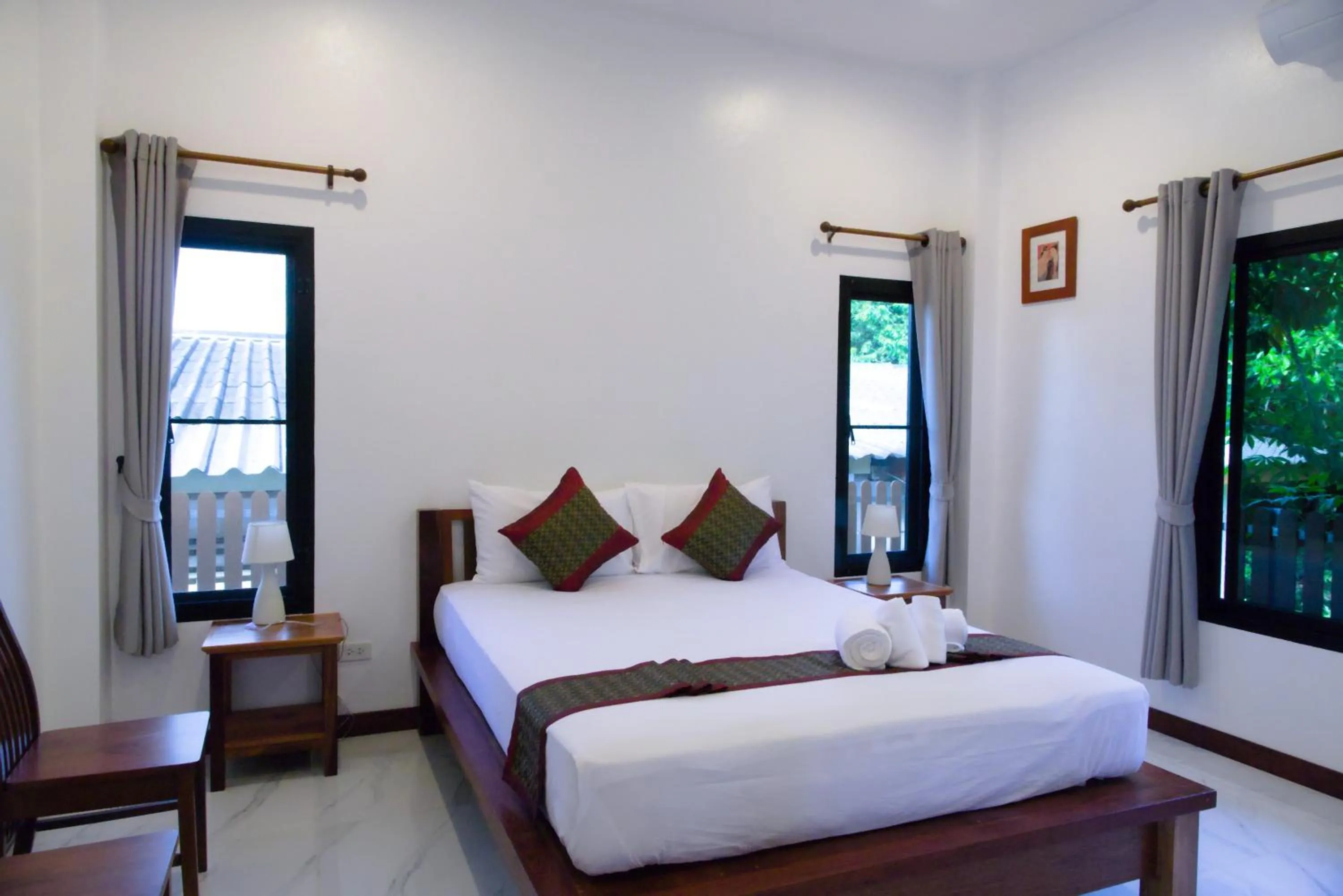 Bedroom, Bed in Chanapha Residence