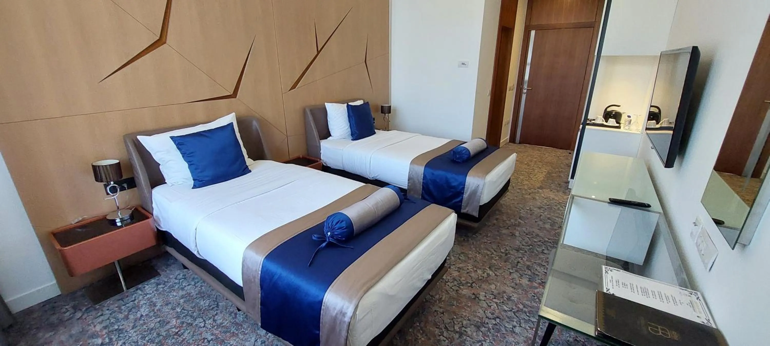 Bed in Hotel Austria & Bosna