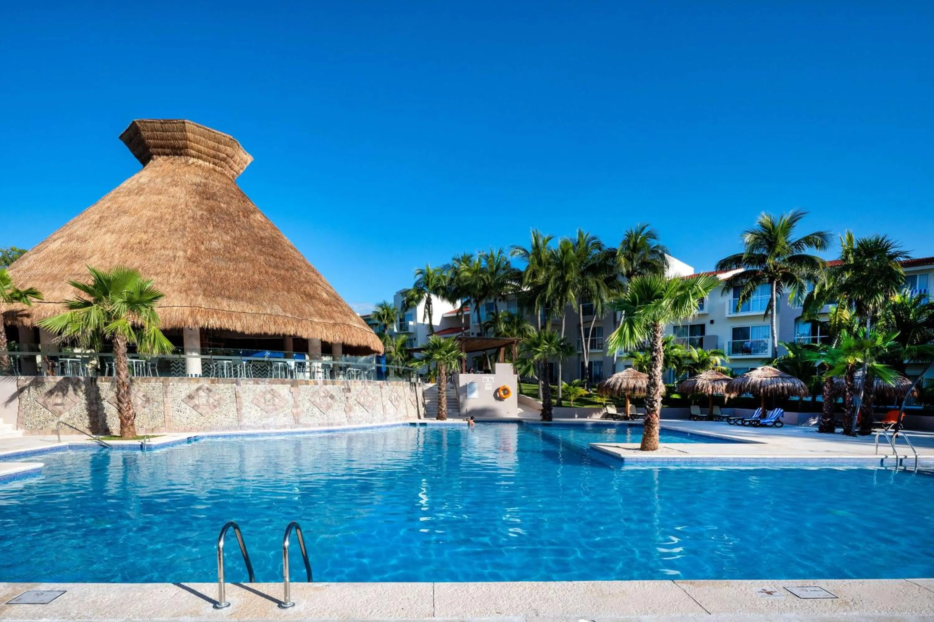 Pool view in Viva Azteca by Wyndham, A Trademark All Inclusive Resort