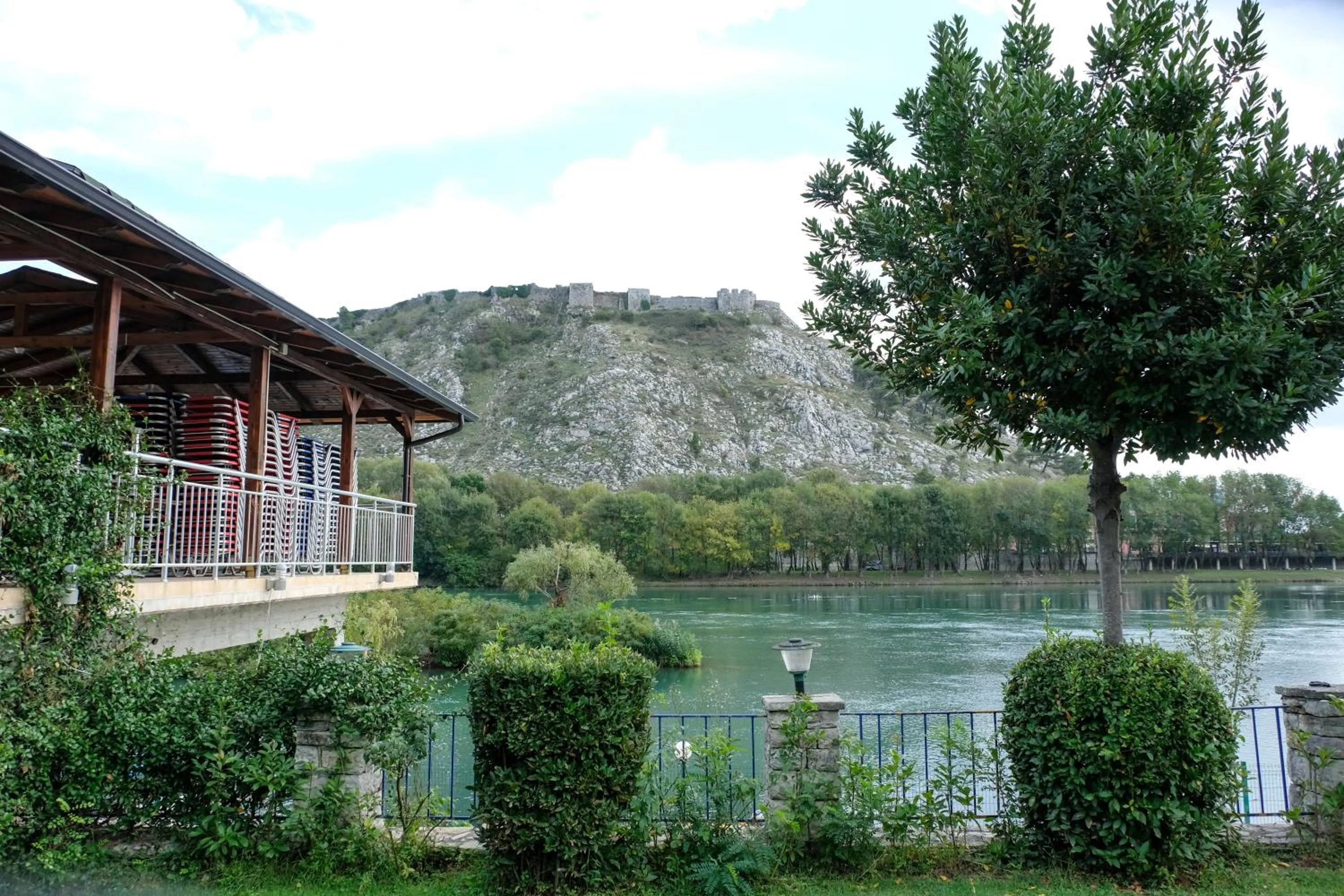Lake view in Buna Park Hotel