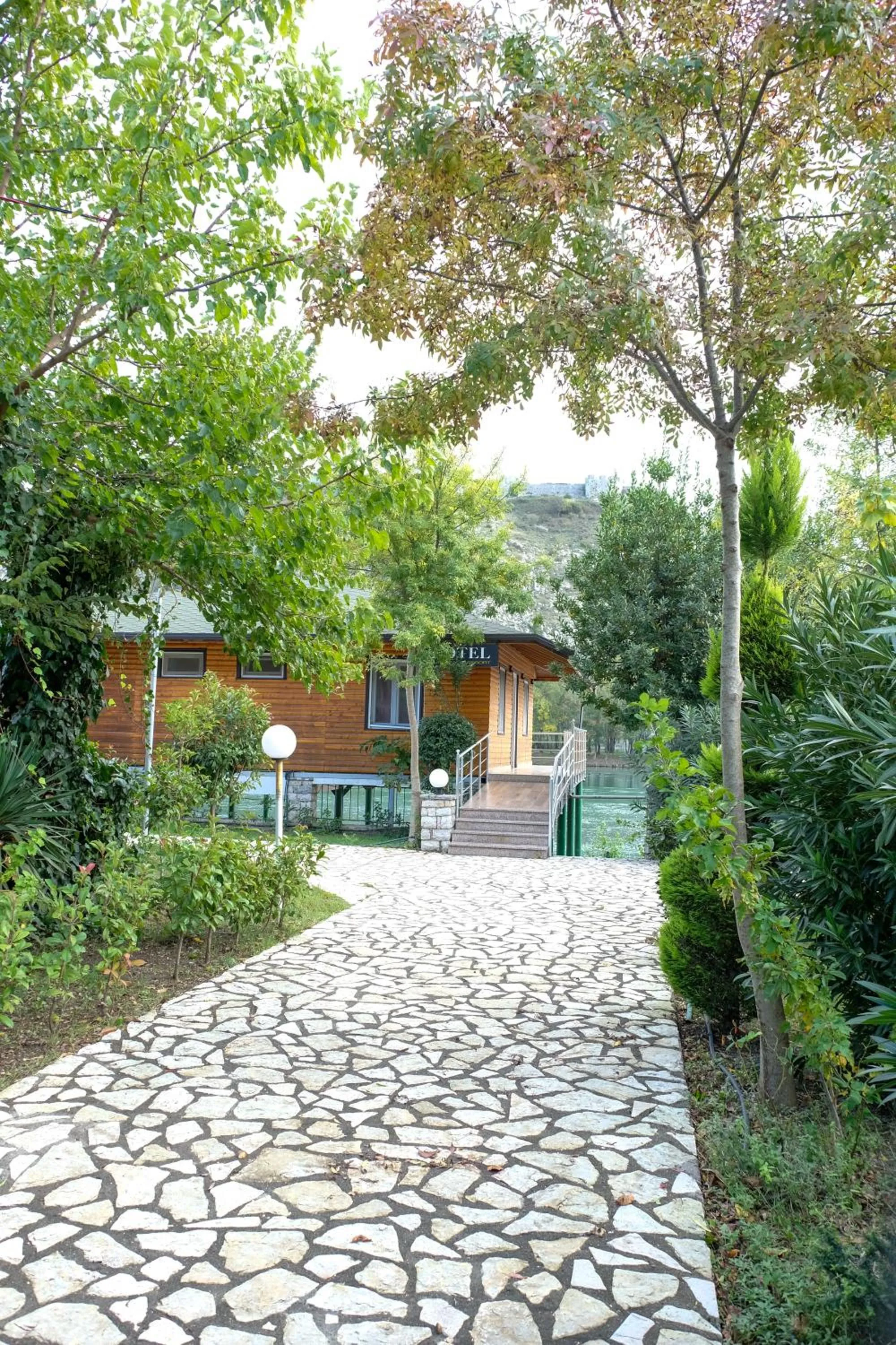 Property building in Buna Park Hotel